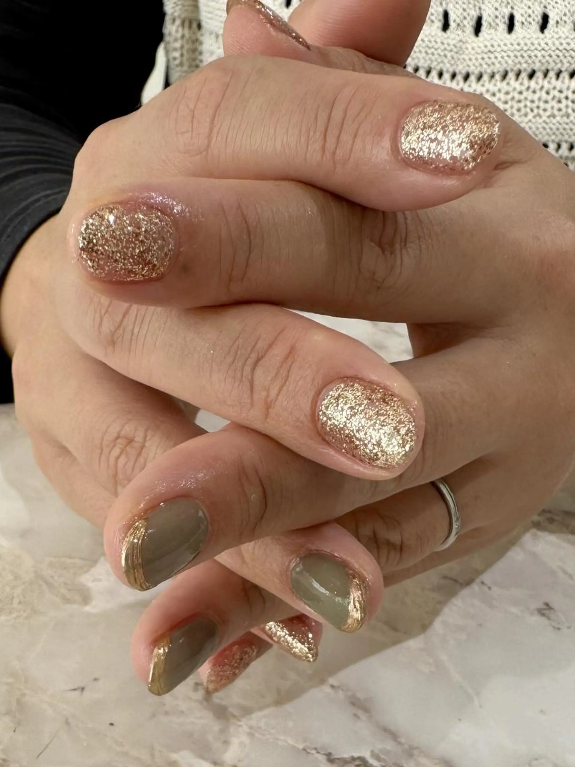 ネイル フレンチネイル ラメ(グリッター) ミラーネイル ハンドネイル Nail Salon Lindaのネイルデザイン