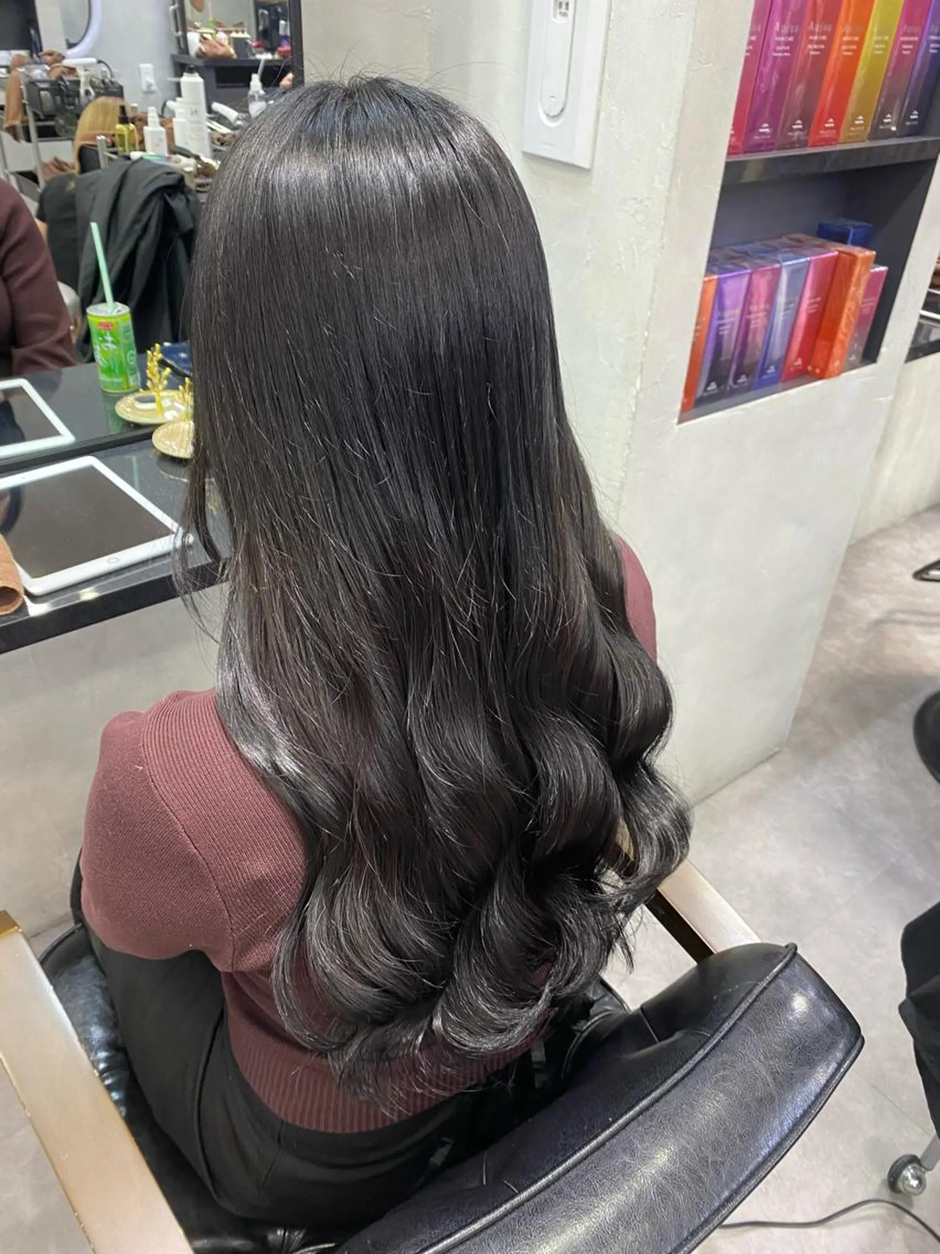 ロング カラー ヘアアレンジ シールエクステ アッシュ バレイヤージュ ベージュカラー ブリーチ ヘアカラー トリートメント ar+ ❤︎ maiのヘアスタイル