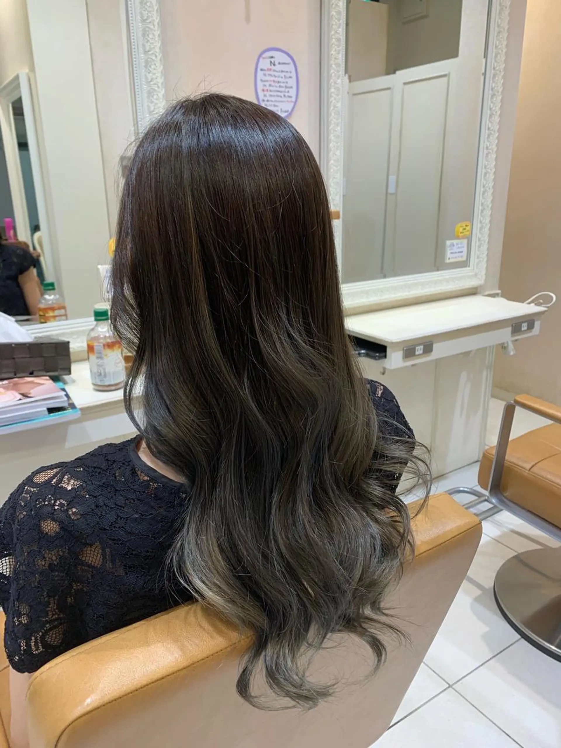 ロング カラー ヘアカラー トリートメント ツヤ髪カラー💎 佐藤あきのヘアスタイル