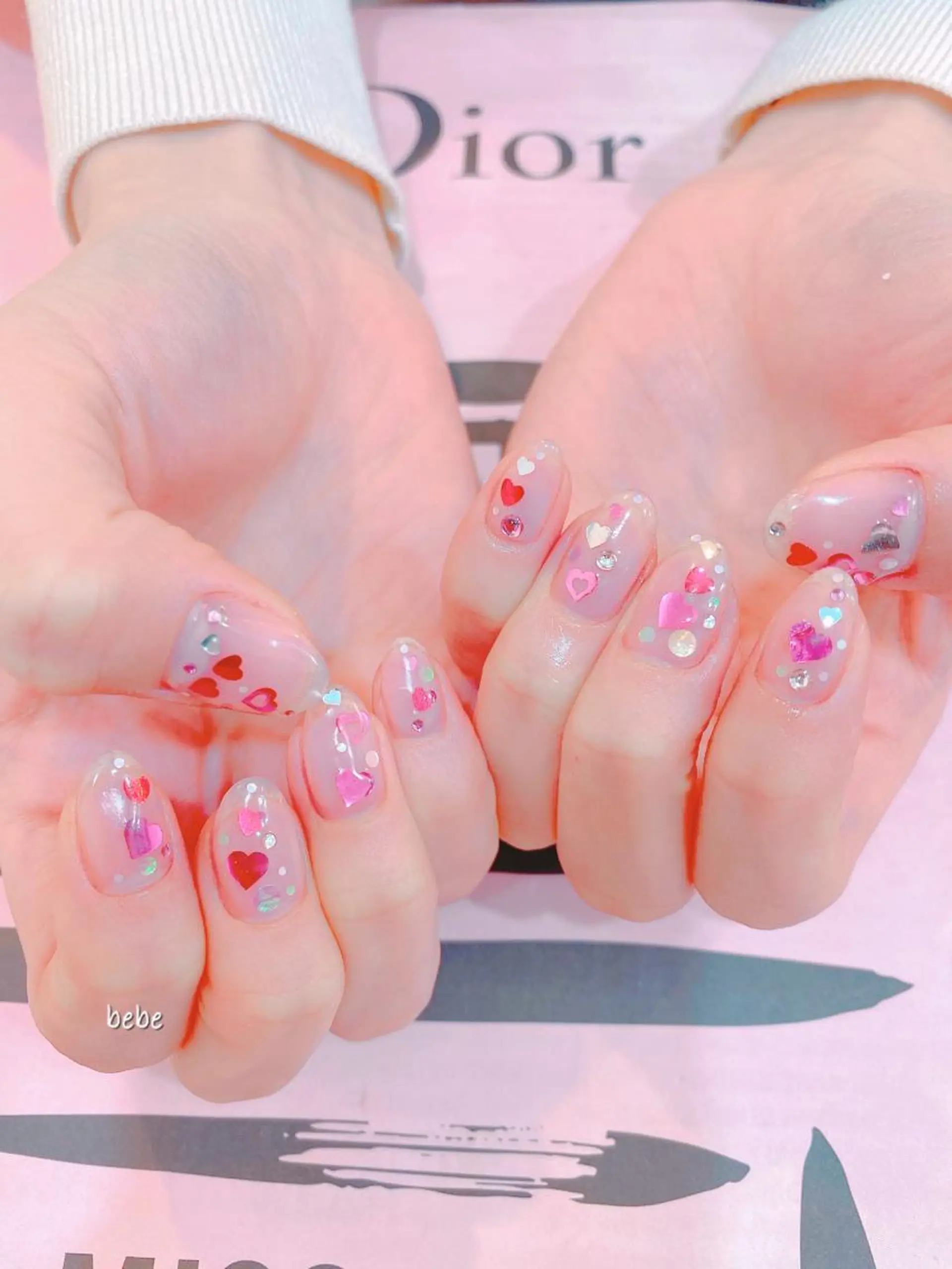 ネイル バレンタイン Ann. nail.tokyo所属・Ann nailのネイルデザイン