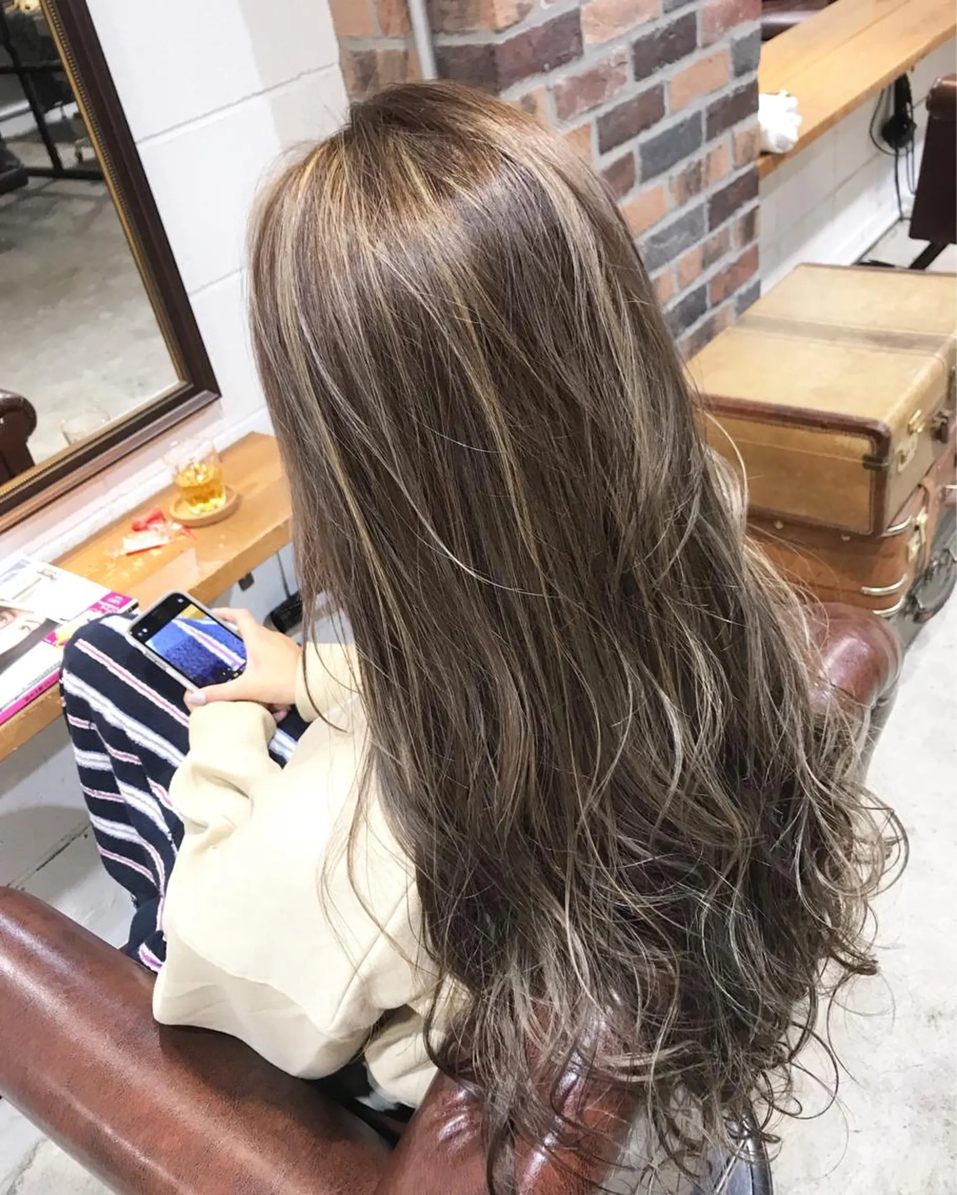 ロング カラー パーマ ヘアアレンジ メンズ キッズ メンズハイライト ハイライトカラー ハイライト Forest. -髪質改善-のヘアスタイル