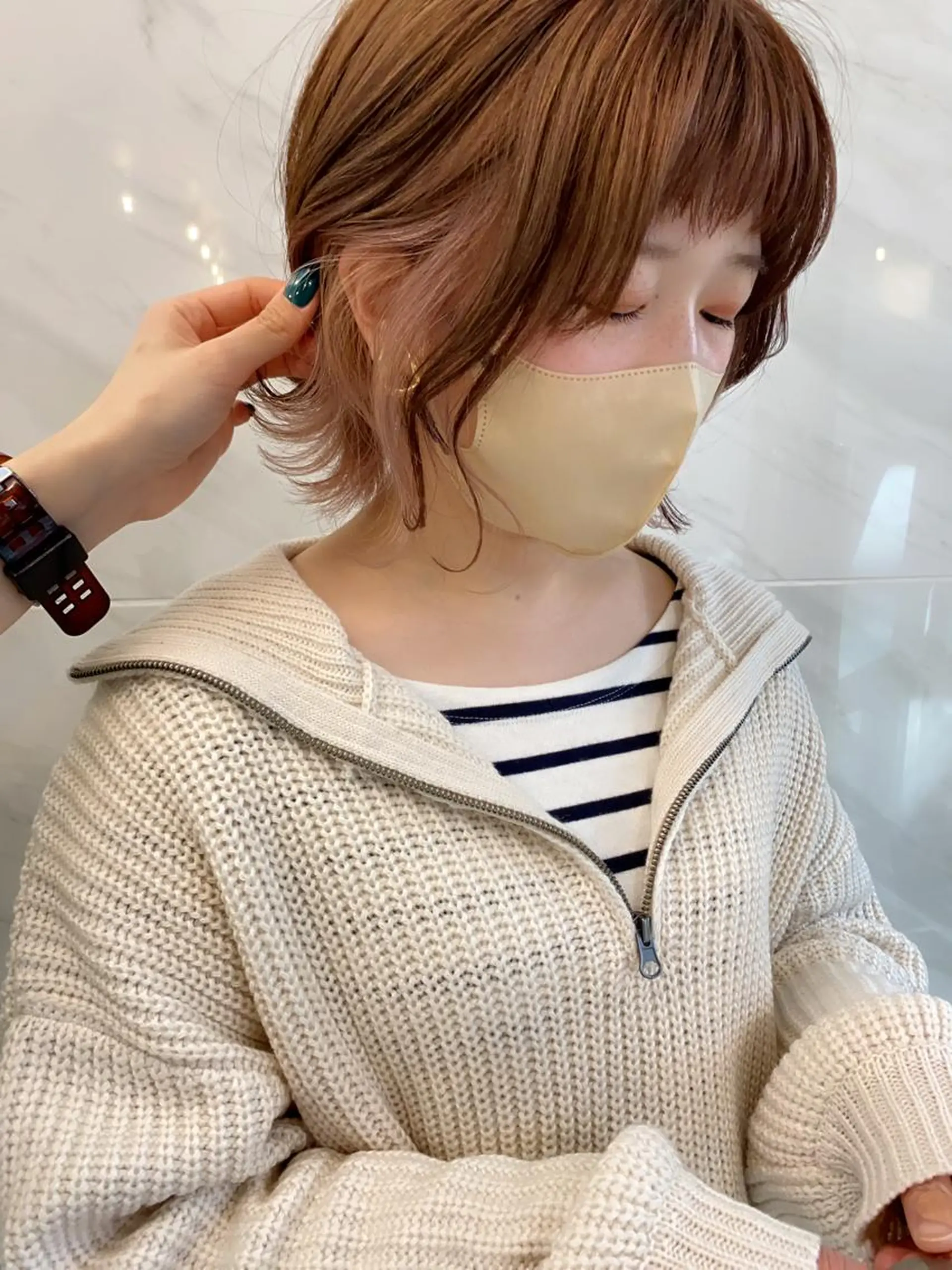 ショート ヘアカラー おおつき ありかのヘアスタイル