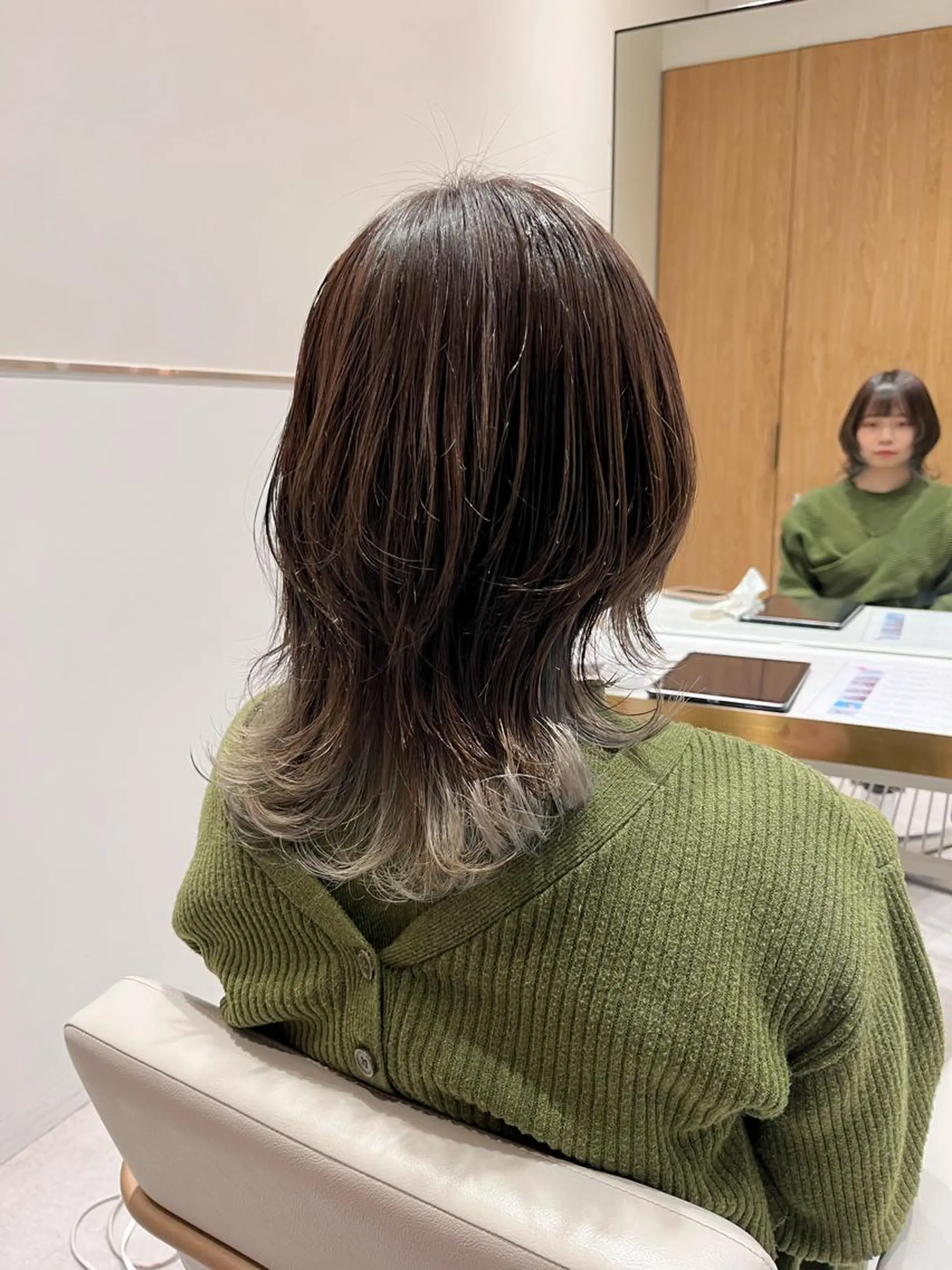 ミディアム カット ヘアカラー トリートメント 赤羽今日子/レイヤー /盛れる顔まわりのヘアスタイル