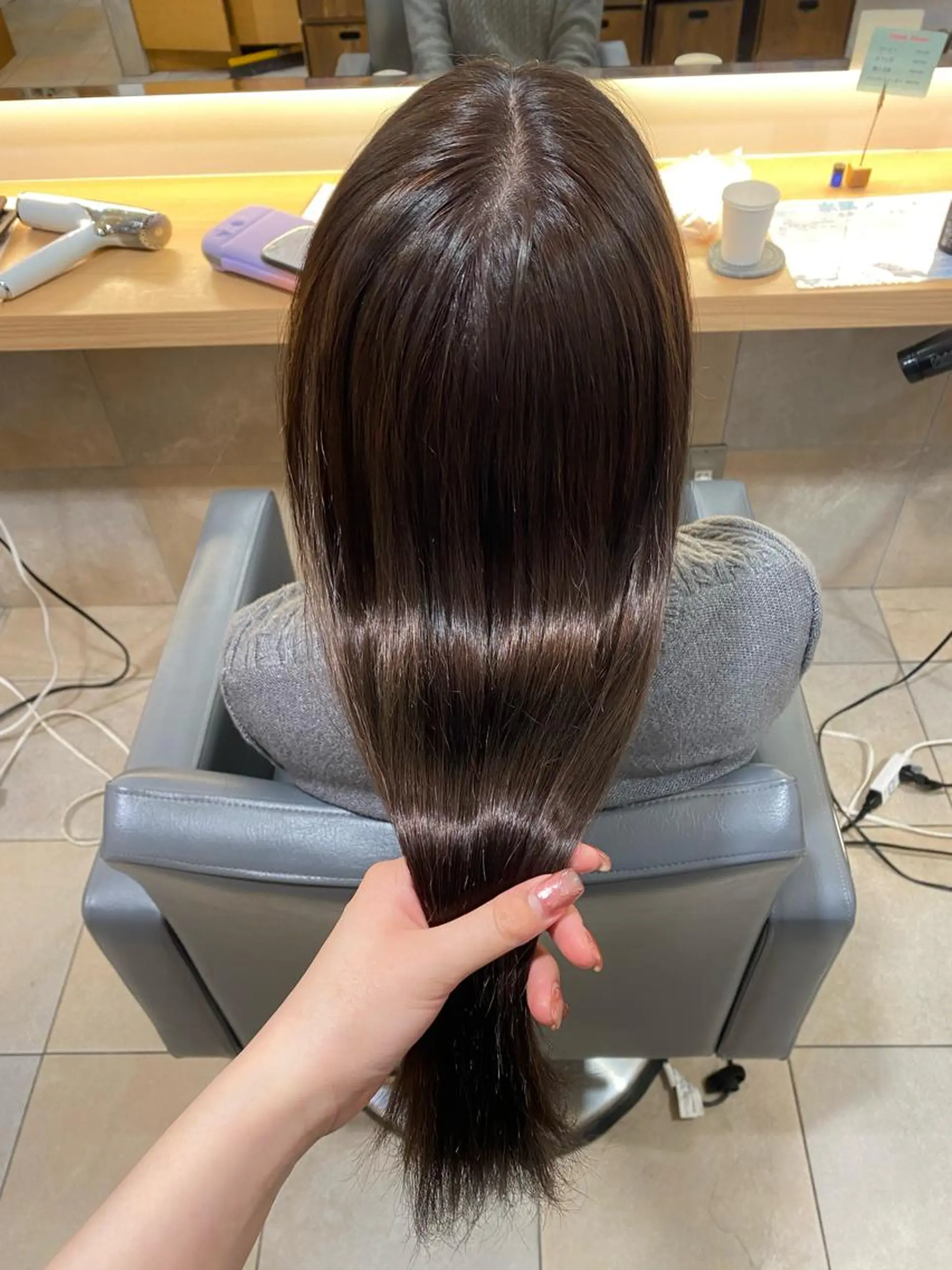 ロング ヘアカラー 谷川 あかりのヘアスタイル
