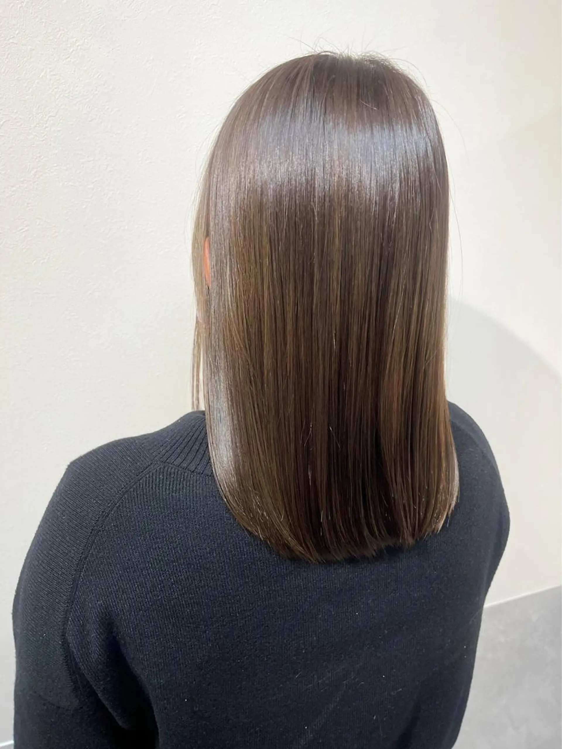 ミディアム カラー カット ヘアカラー トリートメント 西 めぐみのヘアスタイル