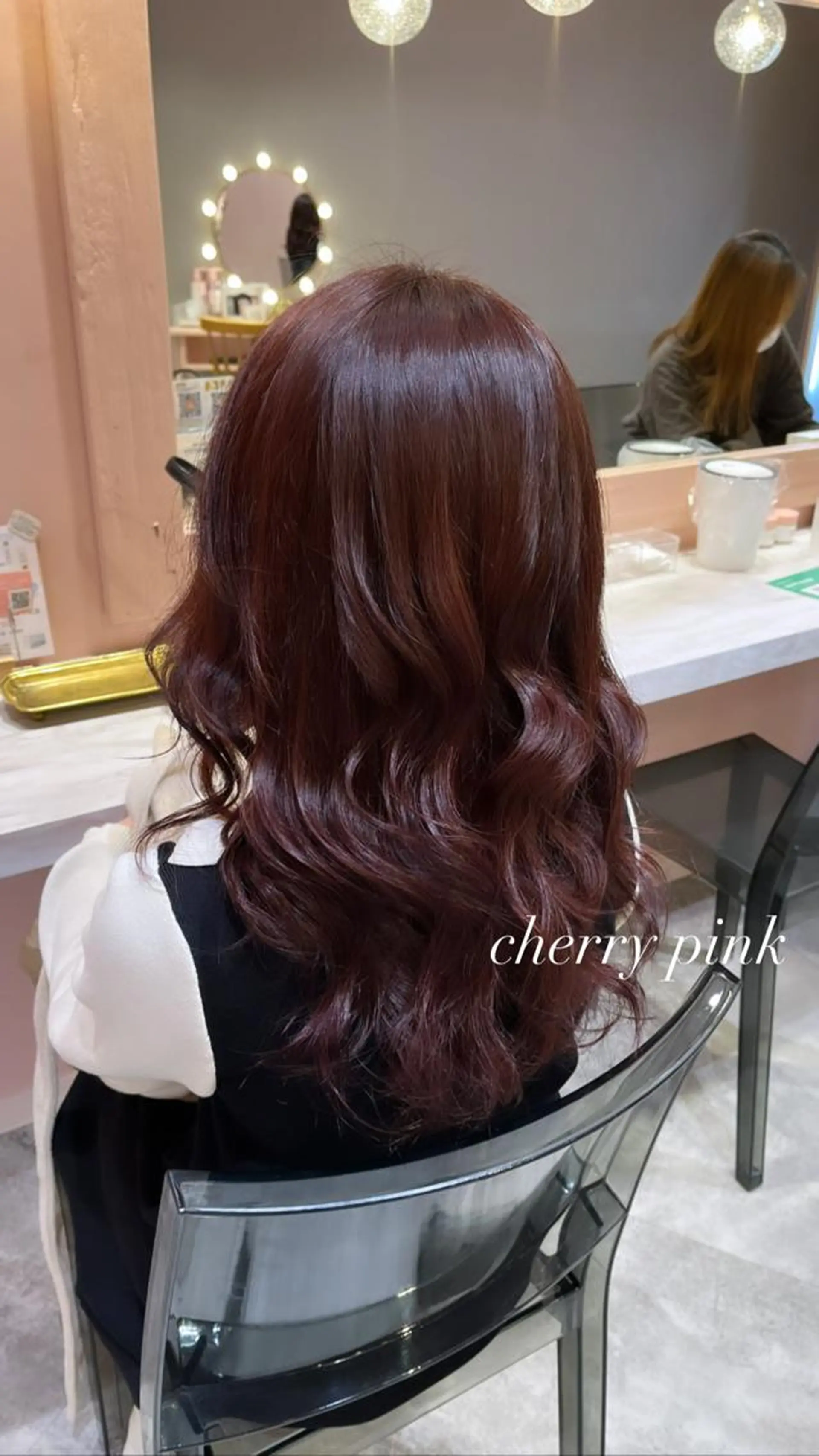 セミロング RIYA❤︎ Aujuaソムリエのヘアスタイル