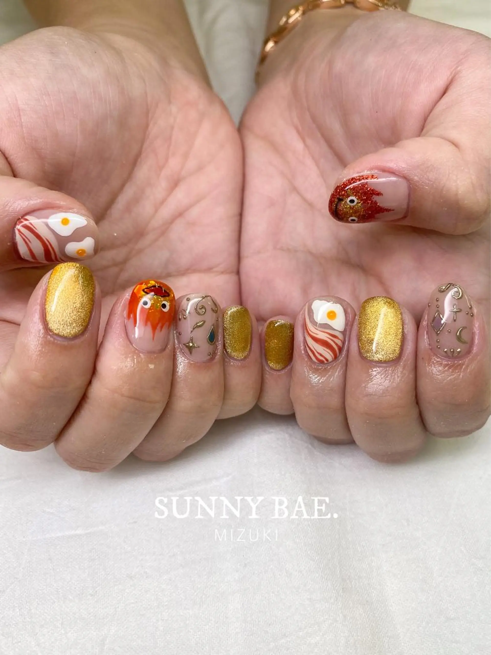 ネイル マグネットネイル SUNNY BAE. 🌼MIZUKIのネイルデザイン
