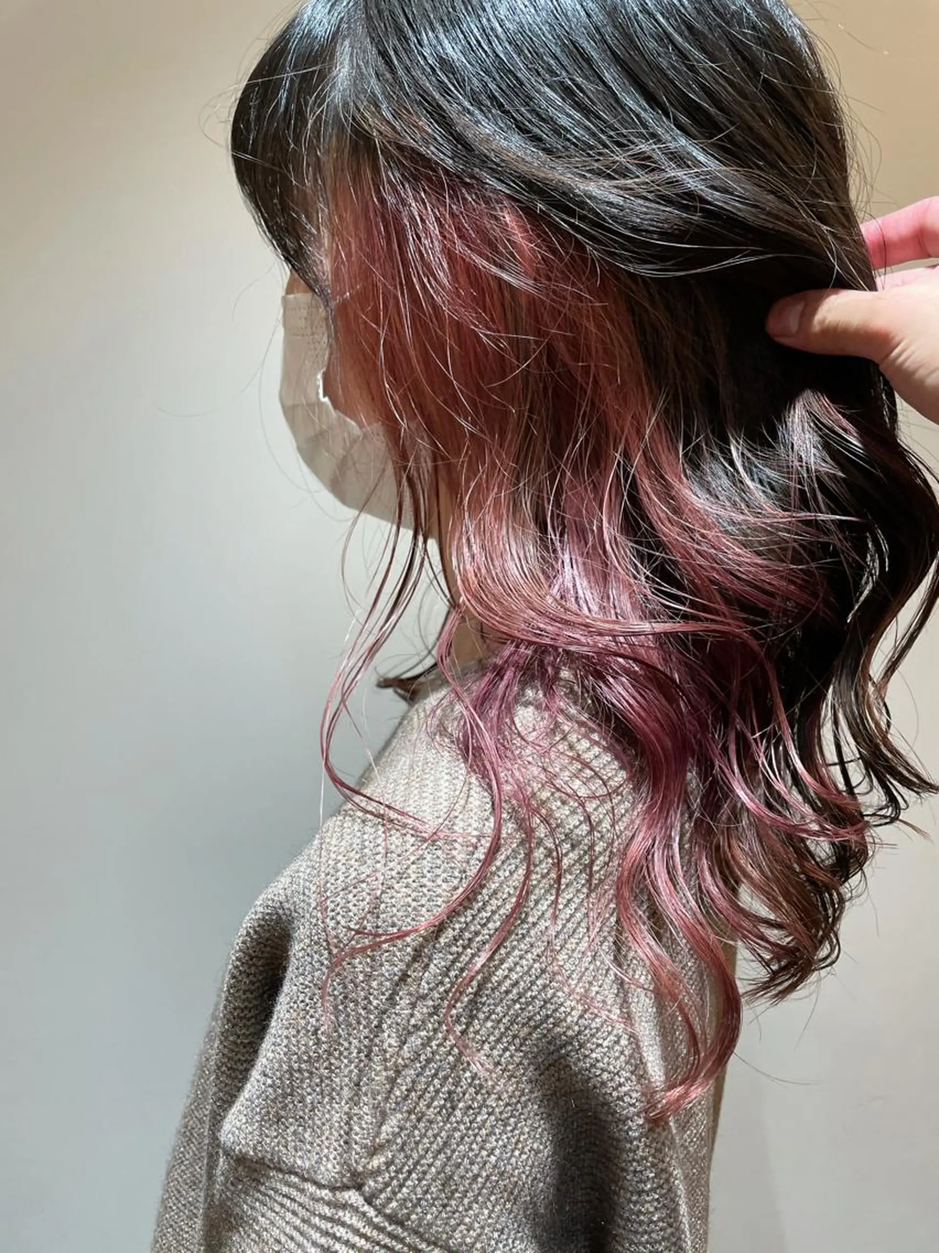 セミロング ブリーチ毛矯正.髪質 改善.髪にドラマをのヘアスタイル