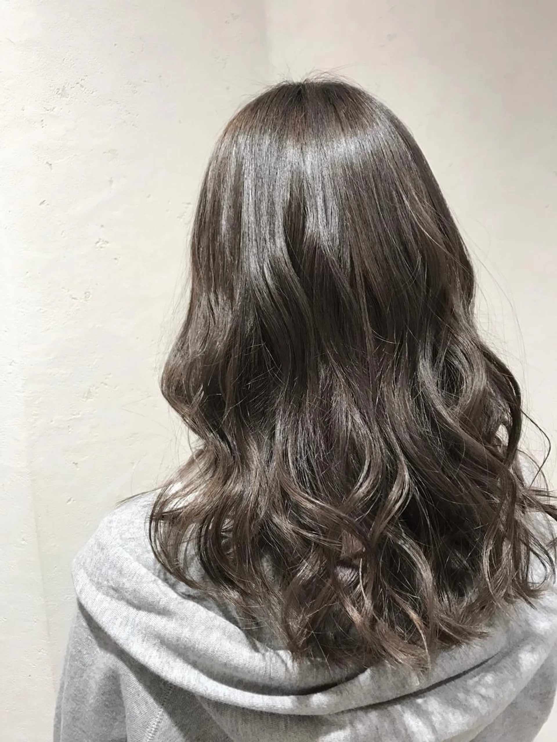 ミディアム カラー filo by　Feria所属・filo   渋谷 Gishiのヘアスタイル