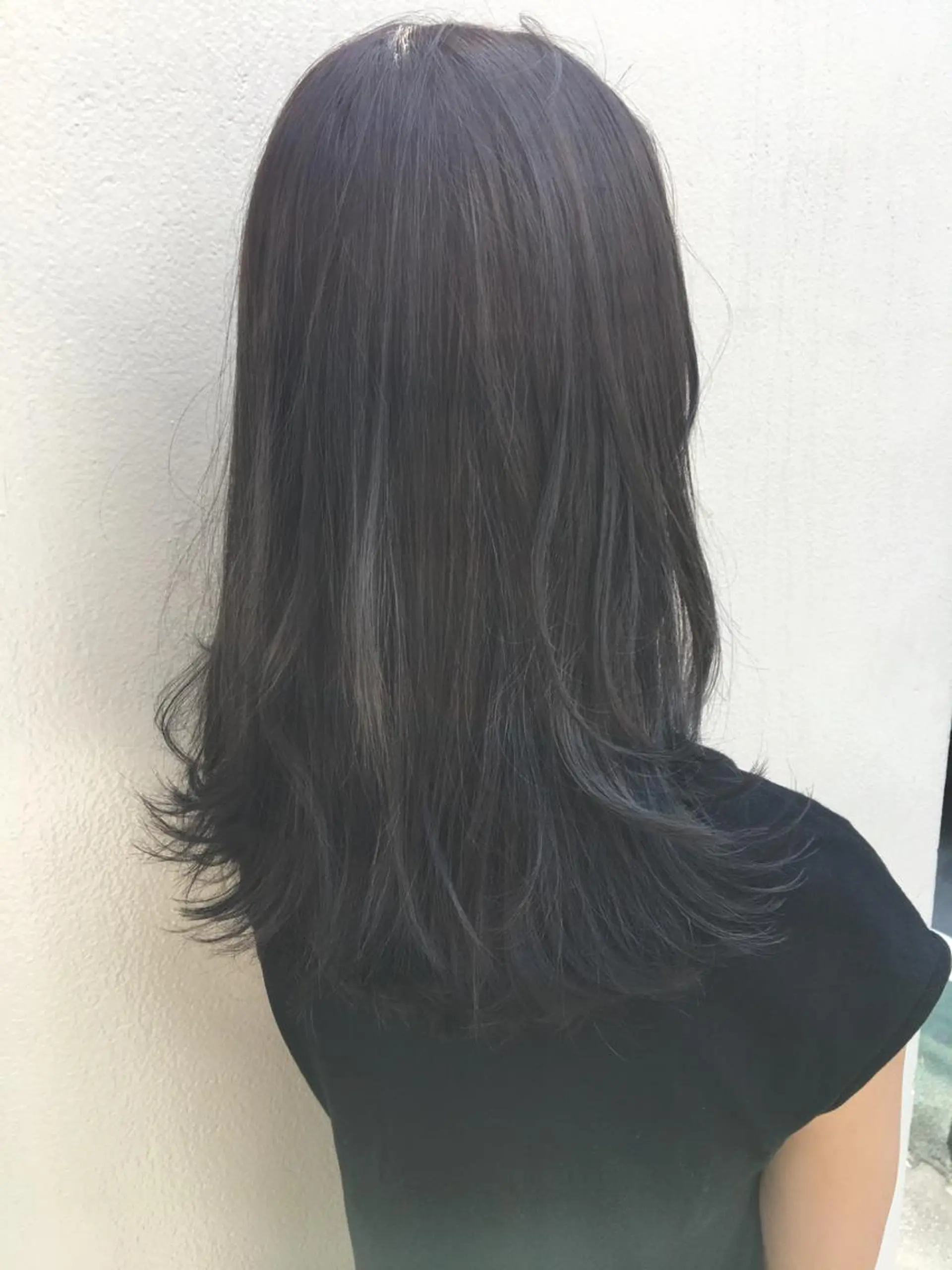 セミロング カラー THE DAY所属・AKI HASHIMOTOのヘアスタイル