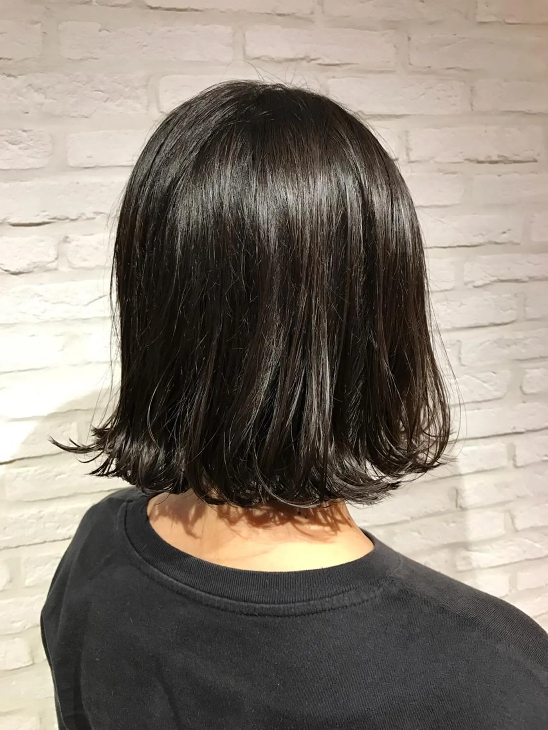 ミディアム カラー ボブ 外ハネヘア 松田 直也のヘアスタイル