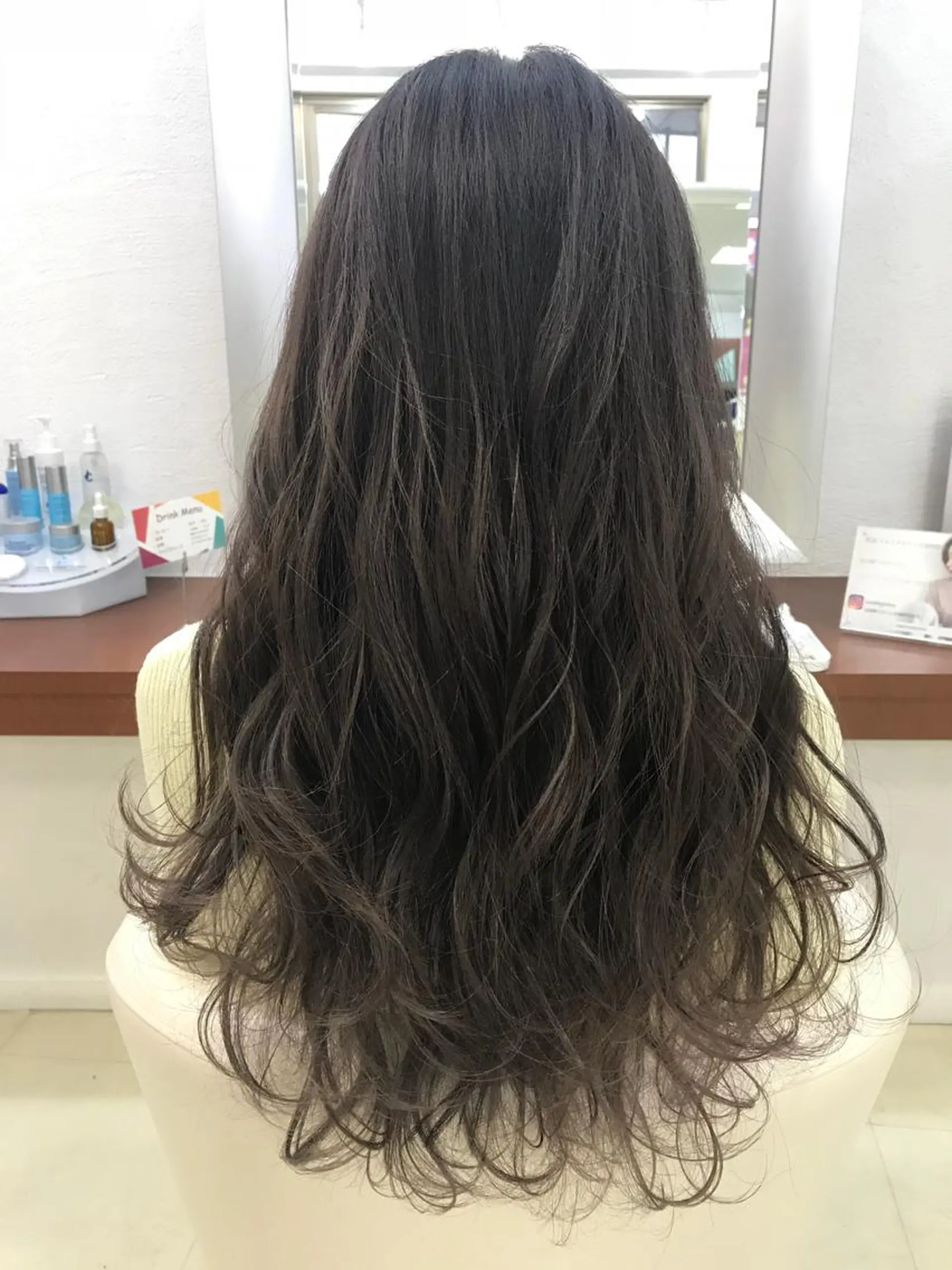 ロング アッシュ 💫カットはなんでも 得意です✂️のヘアスタイル
