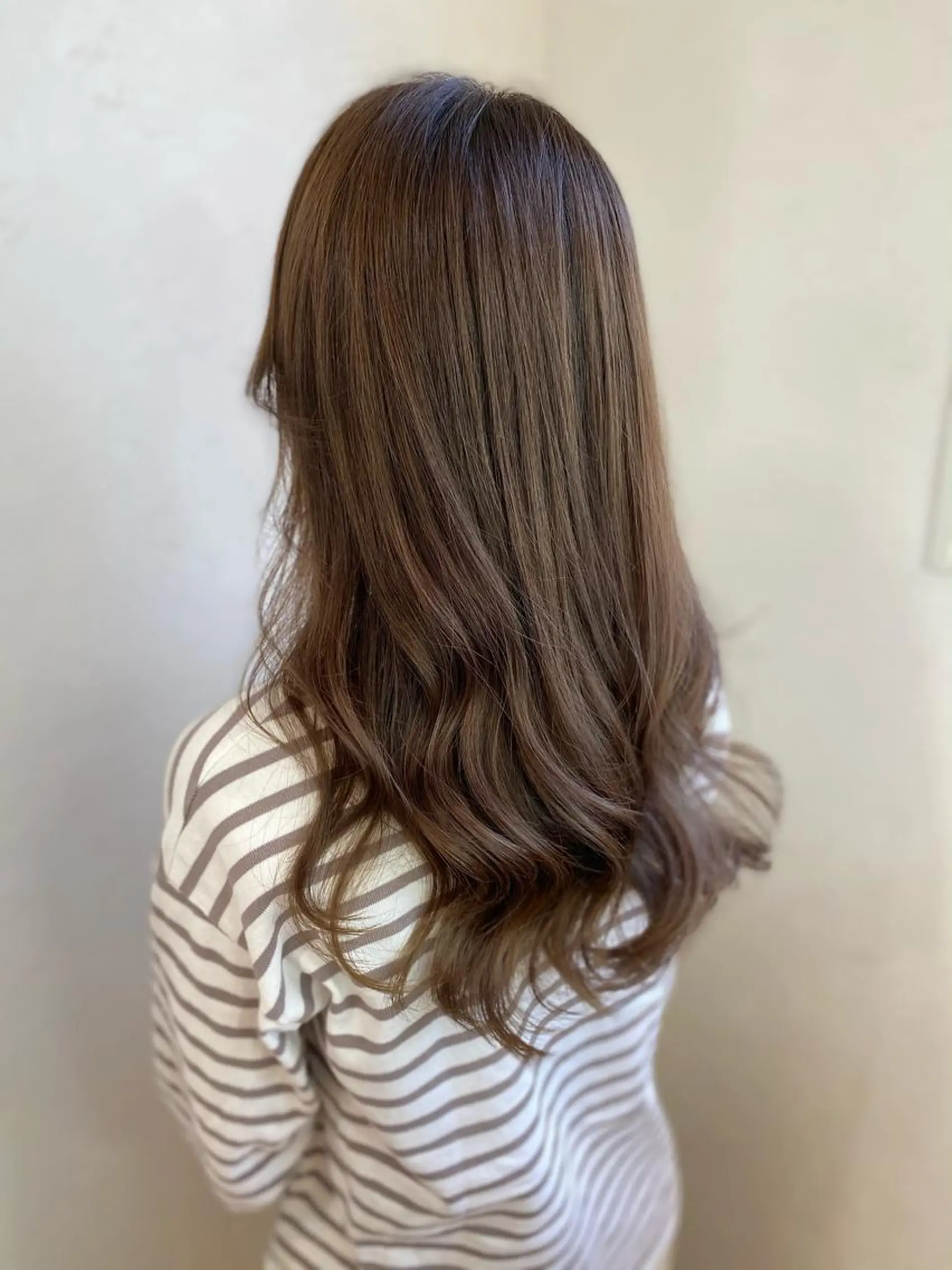 ロング ヨシンモリ ヘアカラー トリートメント 💓永坂　美由紀💓 Aujuaソムリエのヘアスタイル