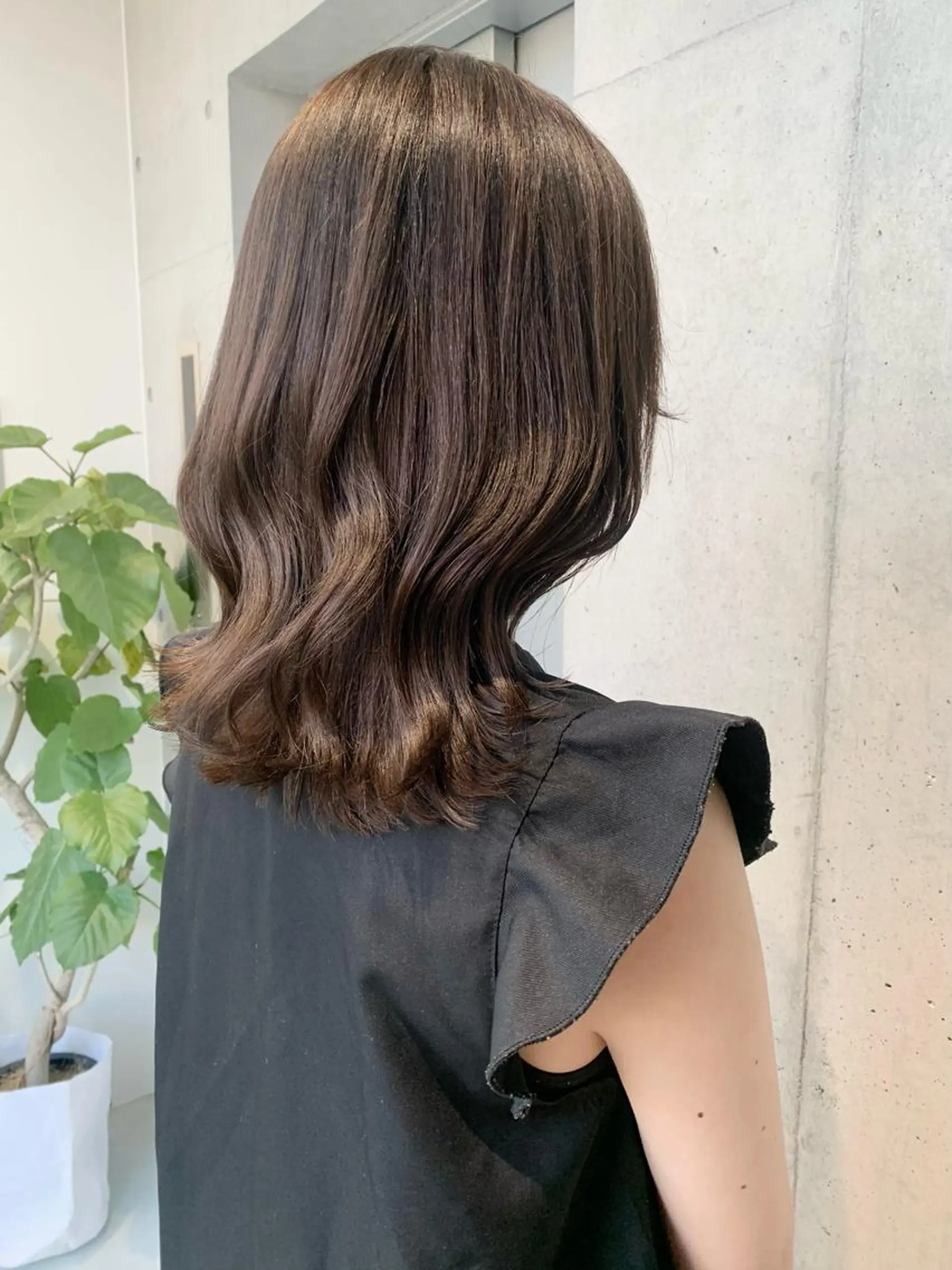 ミディアム カラー カット ヘアカラー トリートメント ヘッドスパ ヘアセット 透明感/オリーブ/ グレージュ/YUKAのヘアスタイル