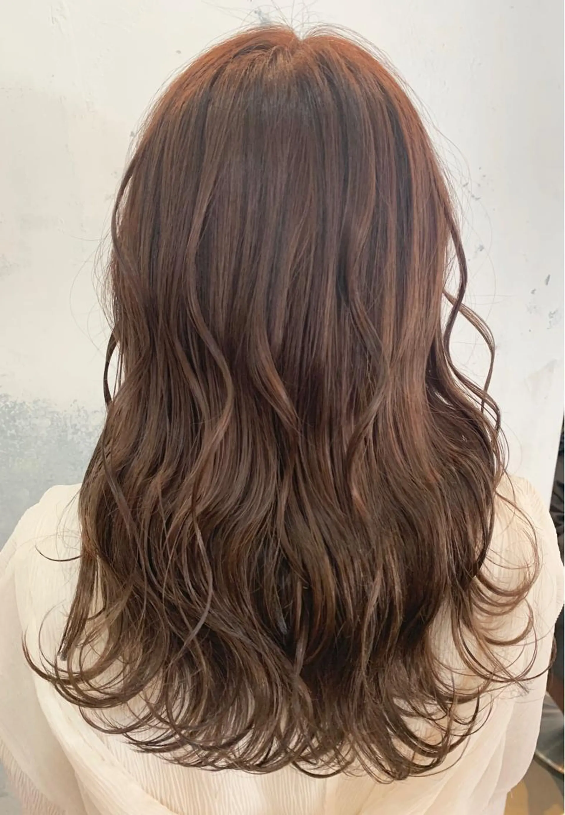 ロング カラー ブリーチ 透明感カラー グレージュ ブリーチなしカラー カット ヘアカラー トリートメント 🍑艶髪✖️暖色系 ✨momoka🍑のヘアスタイル