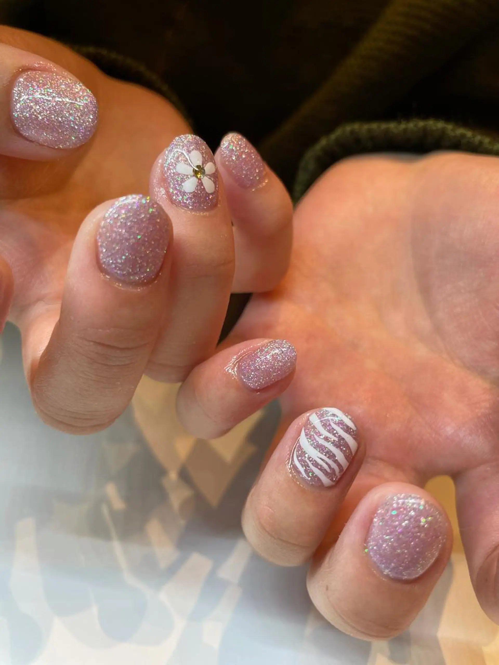 ネイル ハンドネイル フットネイル moca心斎橋所属・˚✧⁺⭐︎༚moca miyuu⁎⁺˳✧༚のネイルデザイン