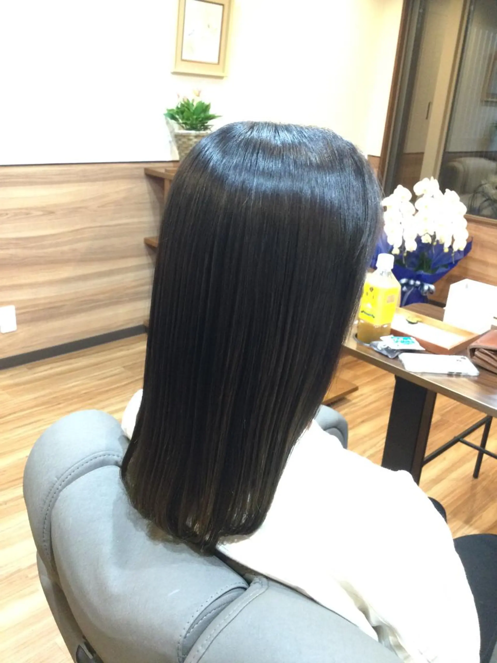 セミロング カラー 髪質改善 トリートメント Annon プライベートサロンのヘアスタイル