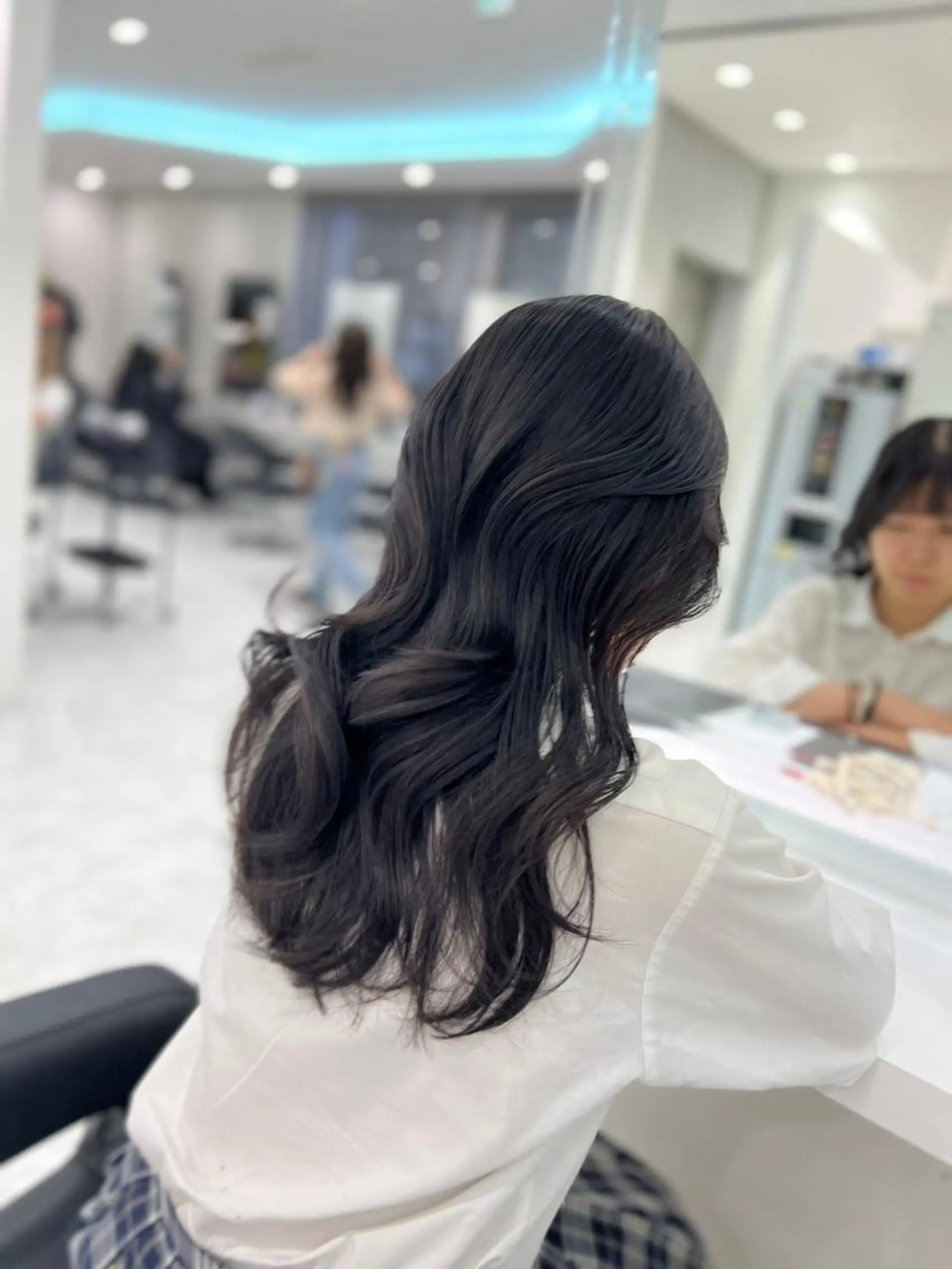 カラー ヘアカラー トリートメント ヘッドスパ ヘアセット 韓国レイヤー🇰🇷 THEATER仙台のヘアスタイル