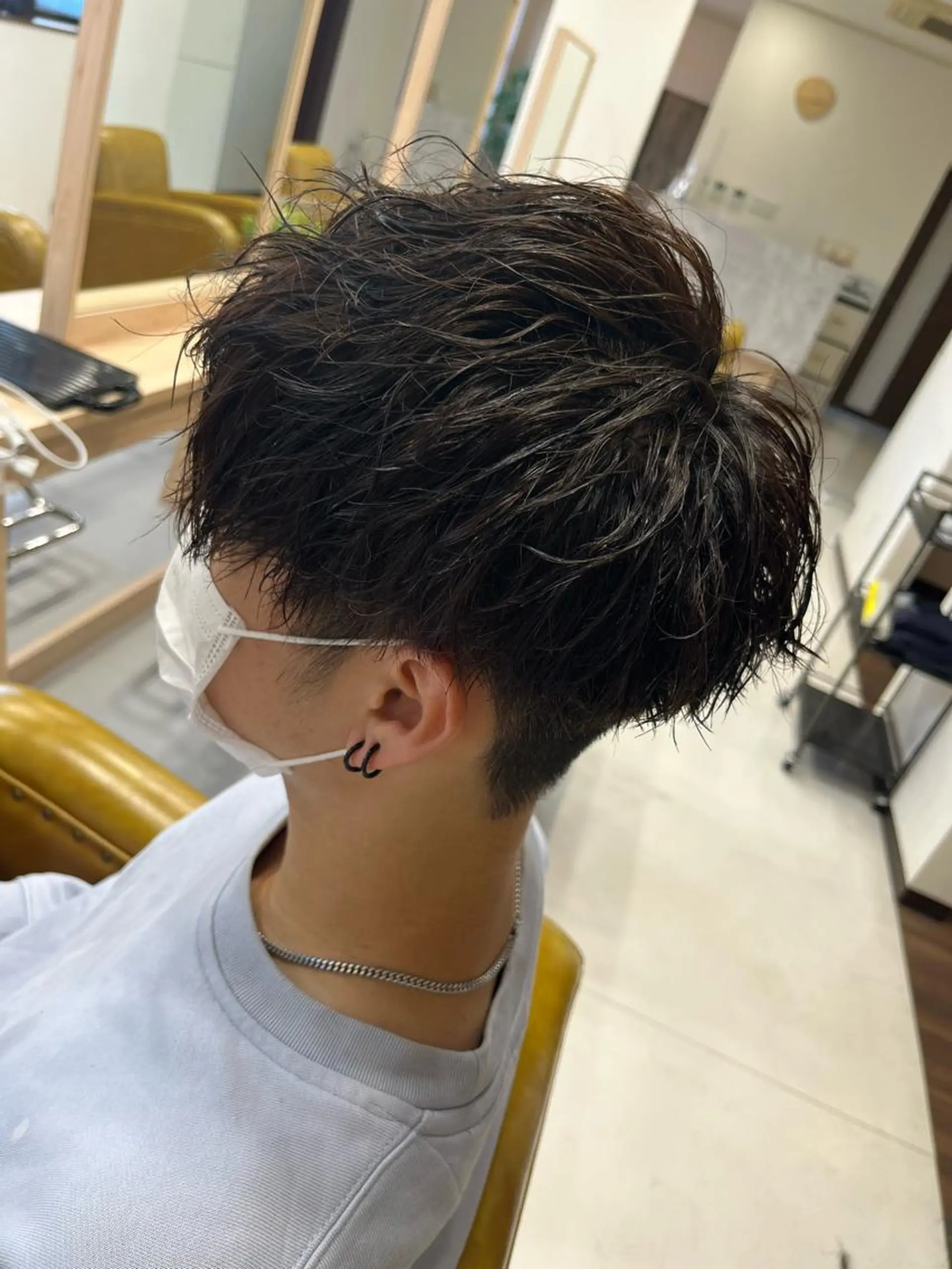 パーマ メンズ 峯 渉人のヘアスタイル