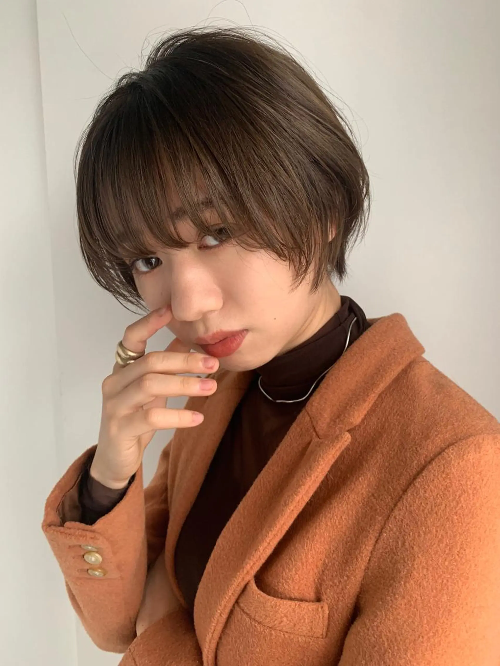 ショート カラー パーマ ヘアアレンジ メンズ キッズ ネイル マツエク・マツパ マッシュ ベージュカラー ナチュラル ショートヘア ショートネイル SALOWIN梅田茶屋町店所属・ウルフレイヤーカット /チヒロのヘアスタイル