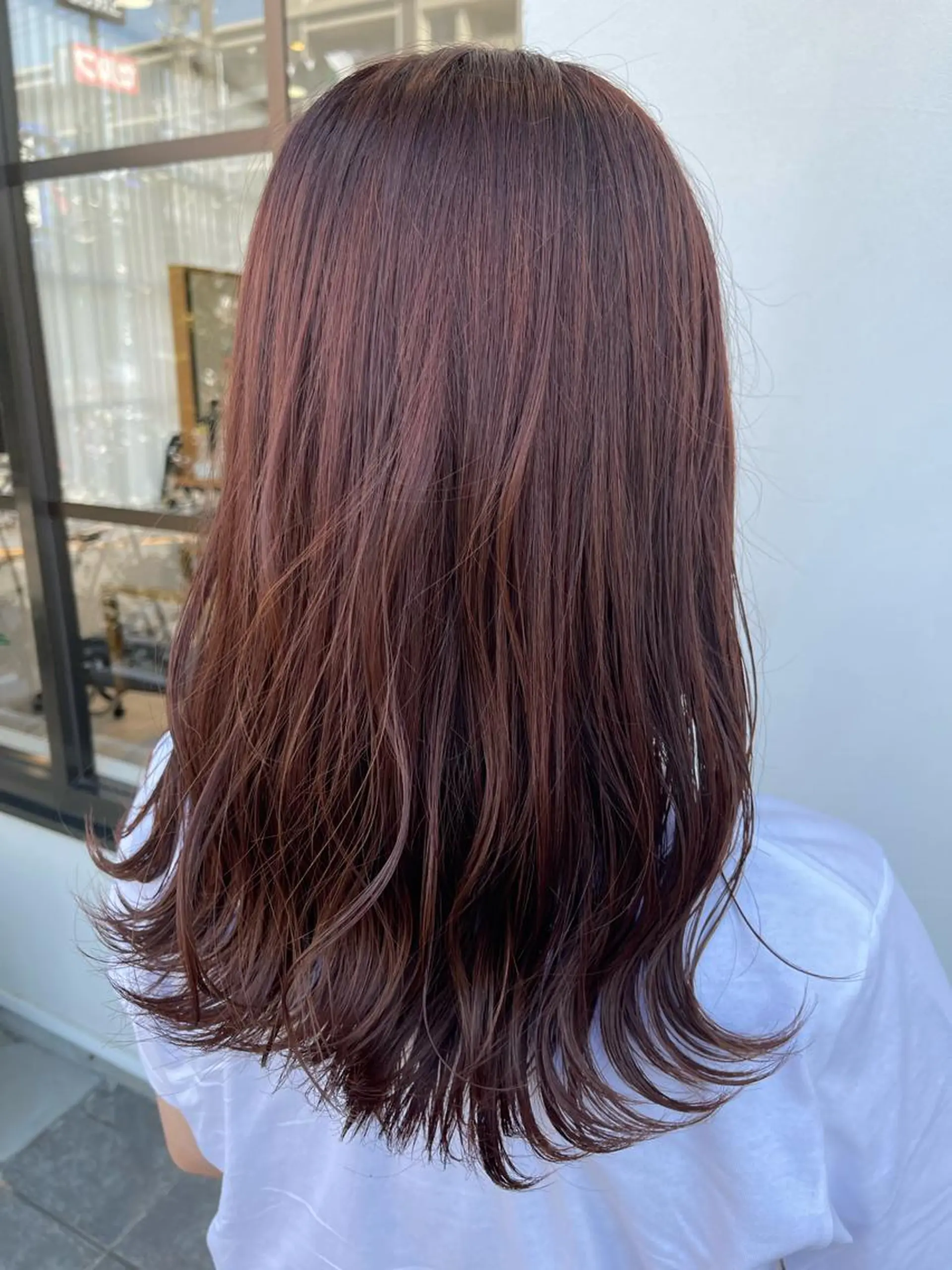 ミディアム 由比藤理子 ブリーチカラー🌈のヘアスタイル