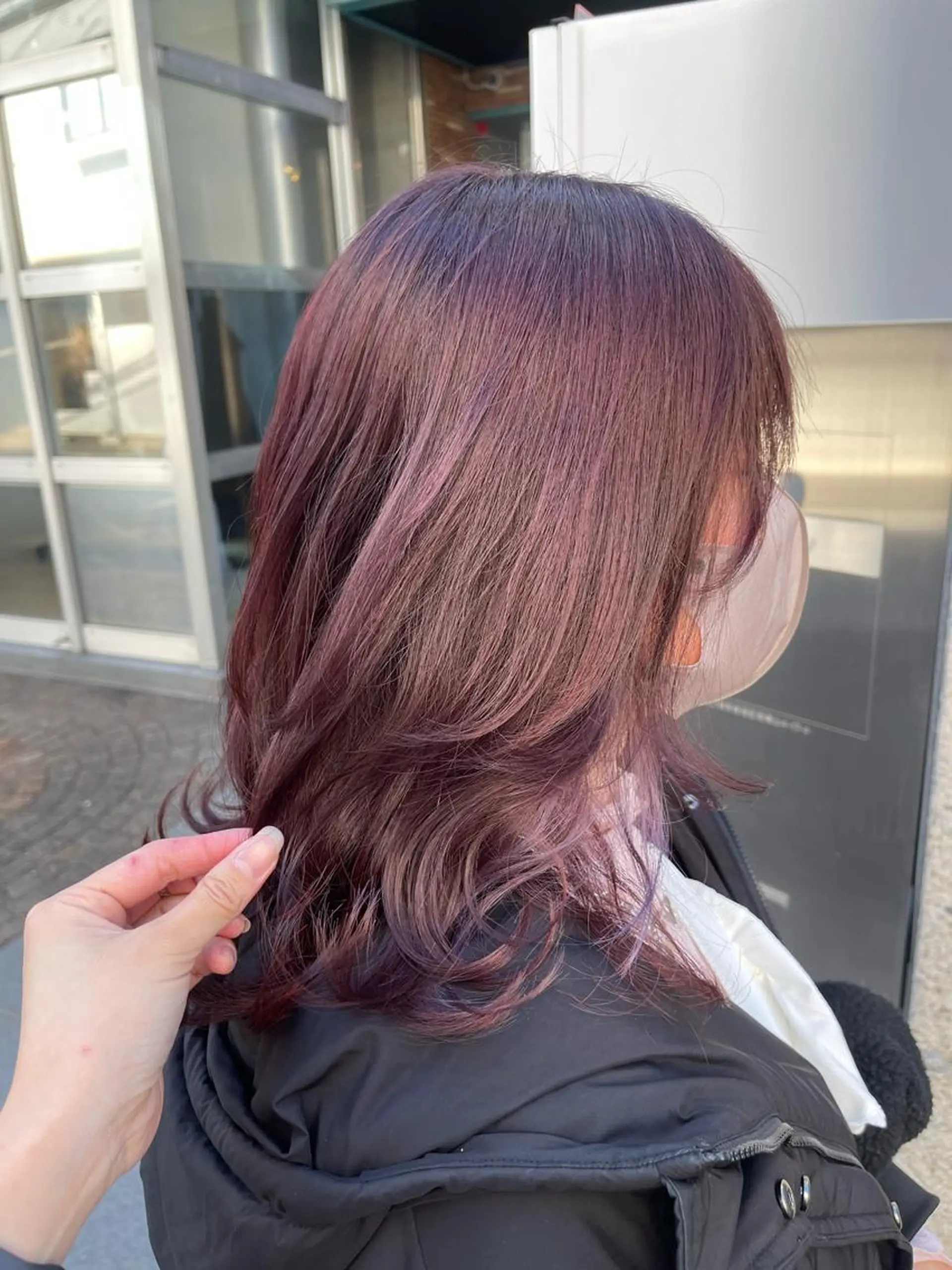 セミロング ARMONY 神宮前所属・コテ巻き風パーマ 🦋そま🦋のヘアスタイル