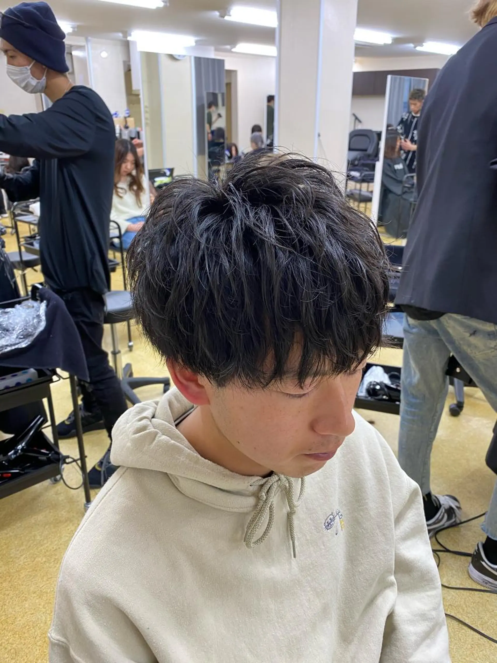 メンズ Loy所属・メンズヘア特化 パーマ 縮毛矯正🔷のヘアスタイル