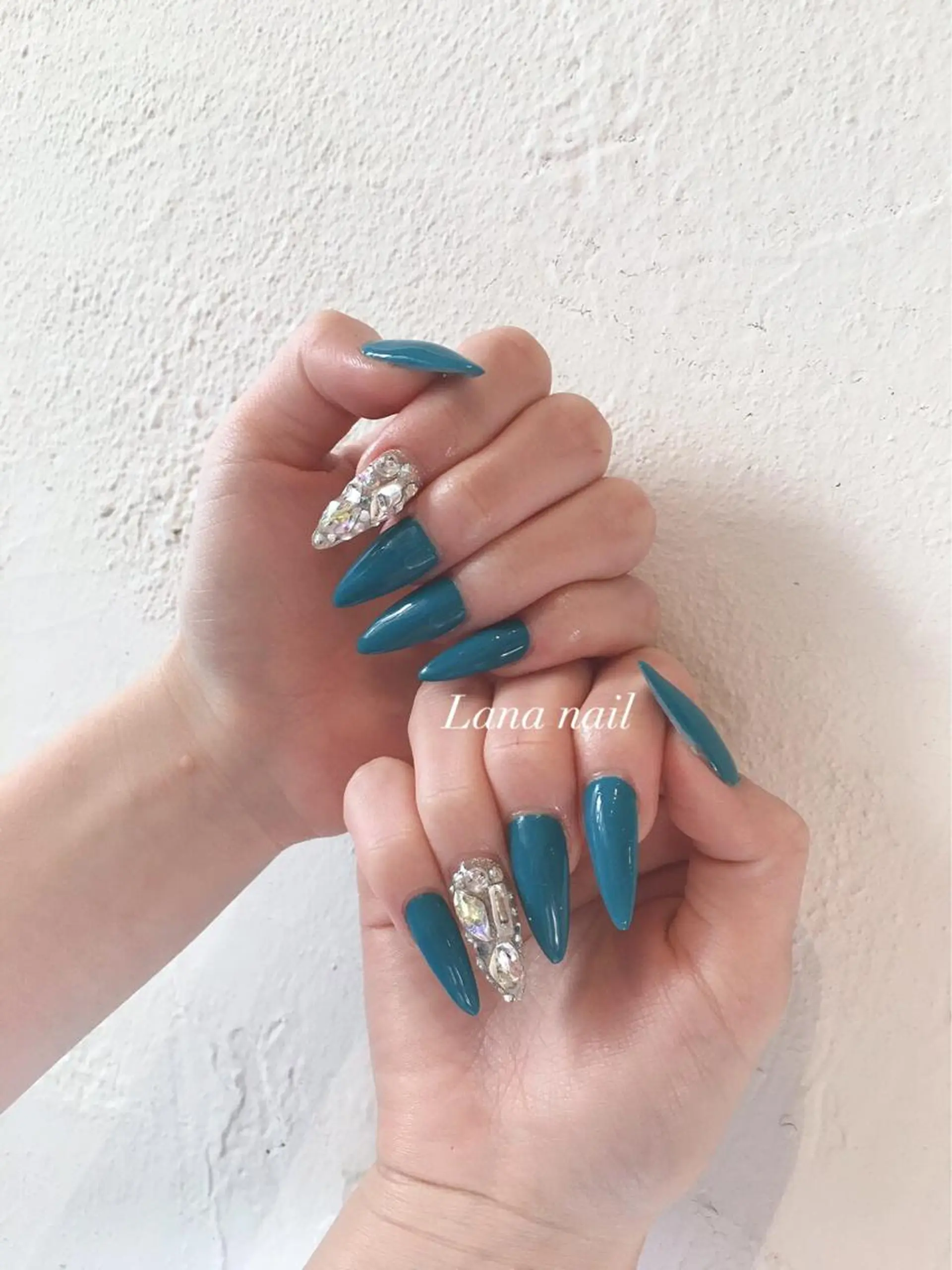 ネイル ストーンネイル ハンドネイル Lana nail所属・Lana nailのネイルデザイン