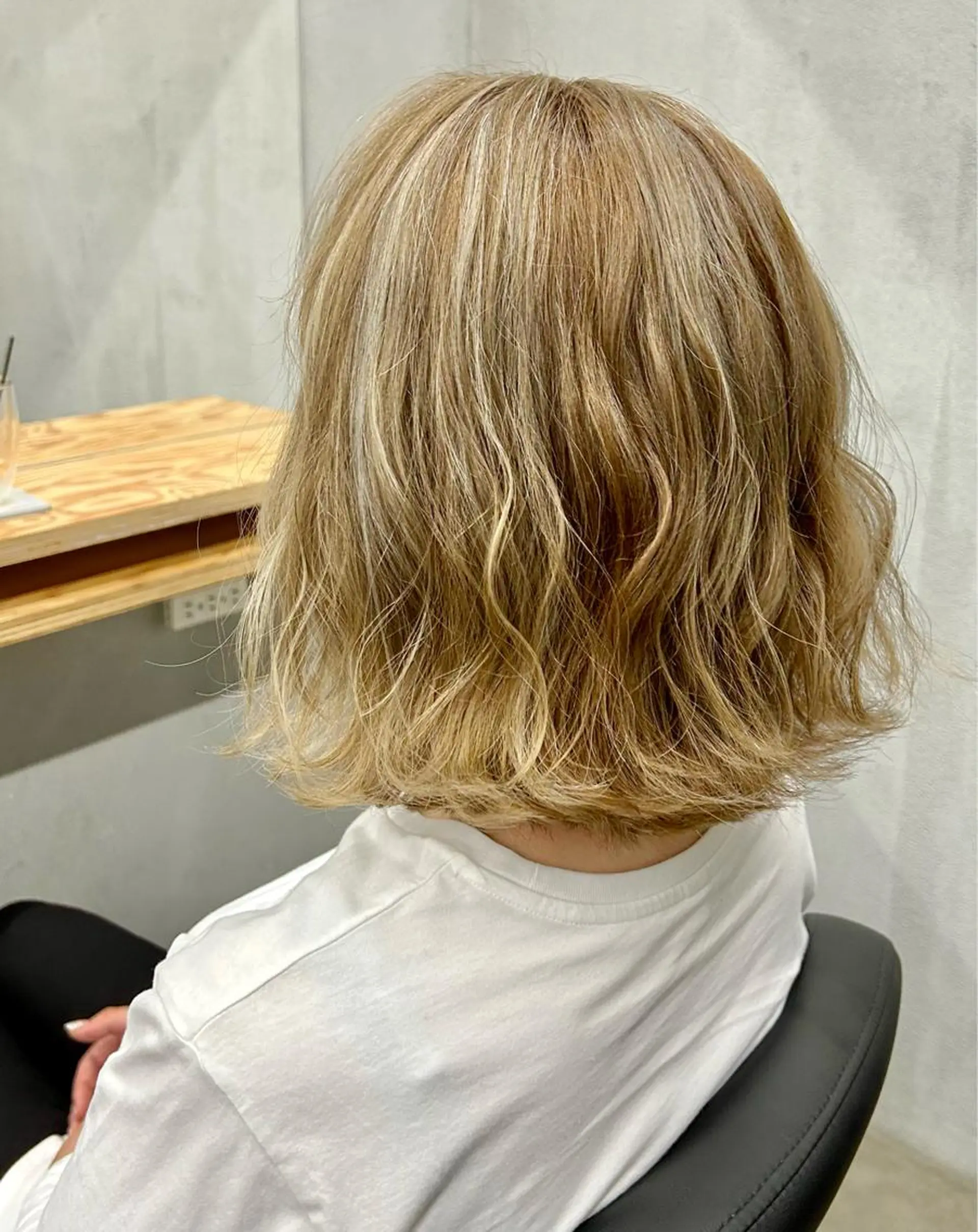 ミディアム カラー N/デザインカラー 🌿ナギのヘアスタイル