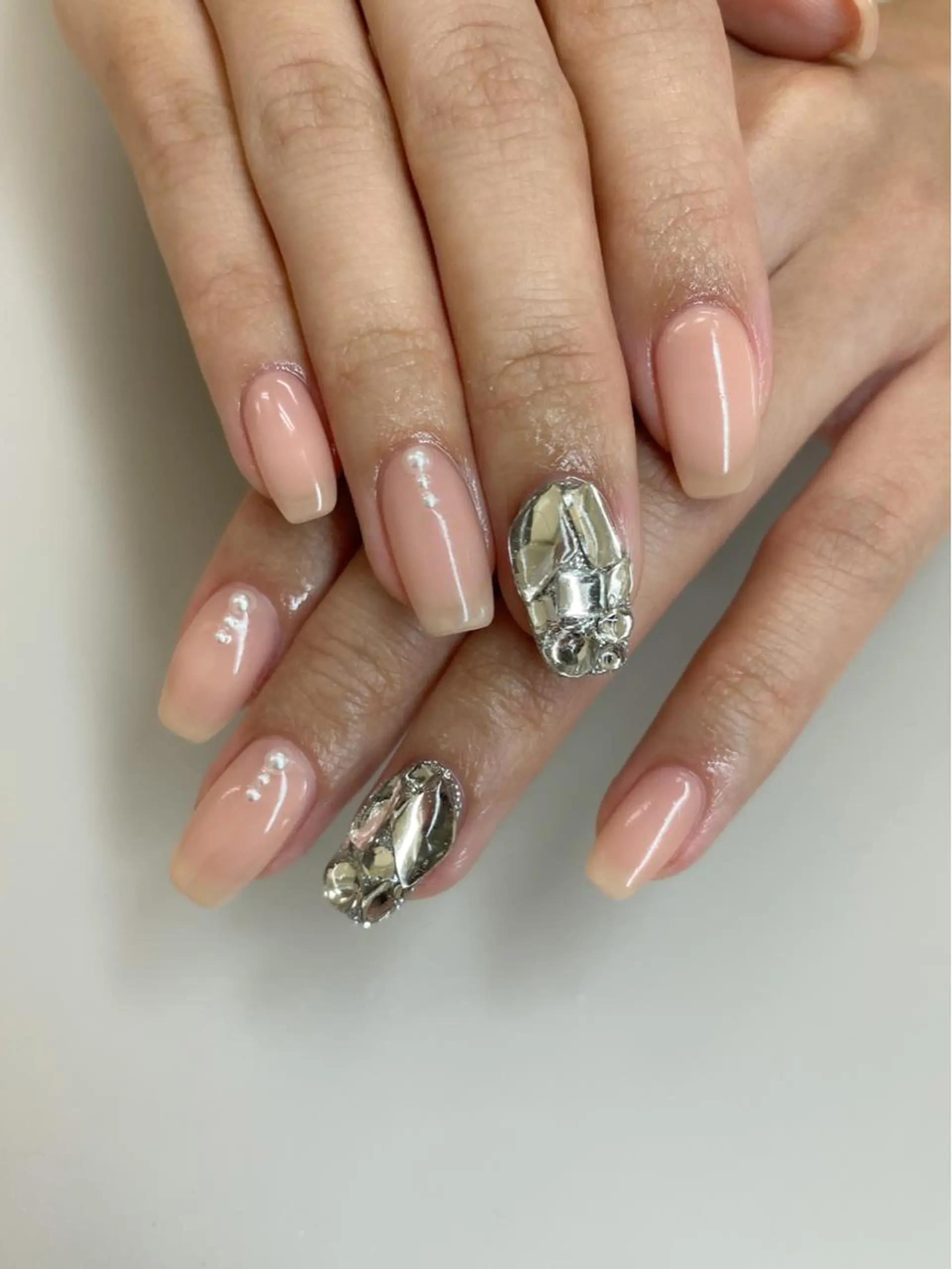 ネイル ハンドネイル Hisaka Mikiのネイルデザイン