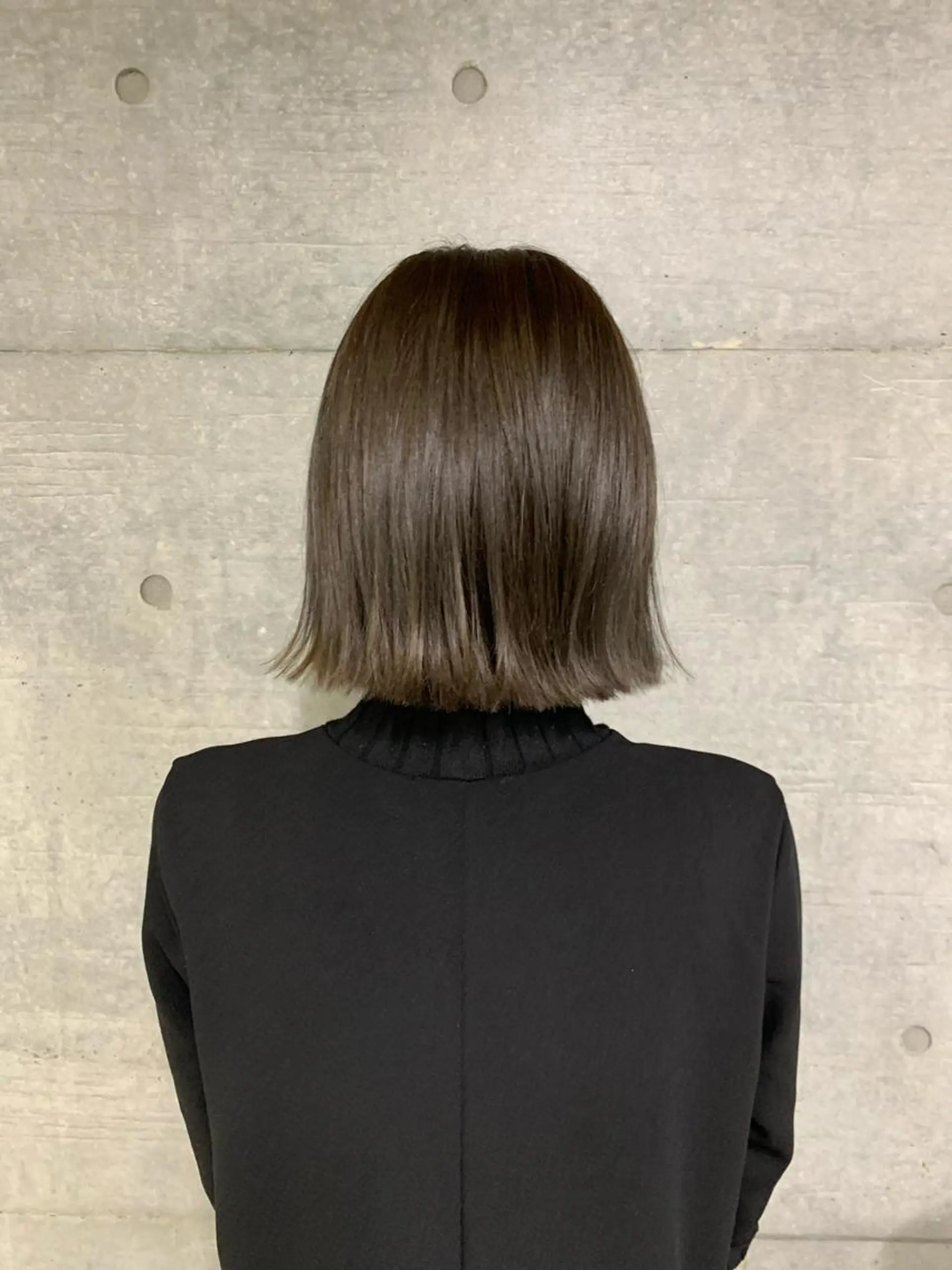 ミディアム カラー メンズ ベージュカラー グレージュ シルバー THE./ブリーチ 透感カラー/髪質改善のヘアスタイル