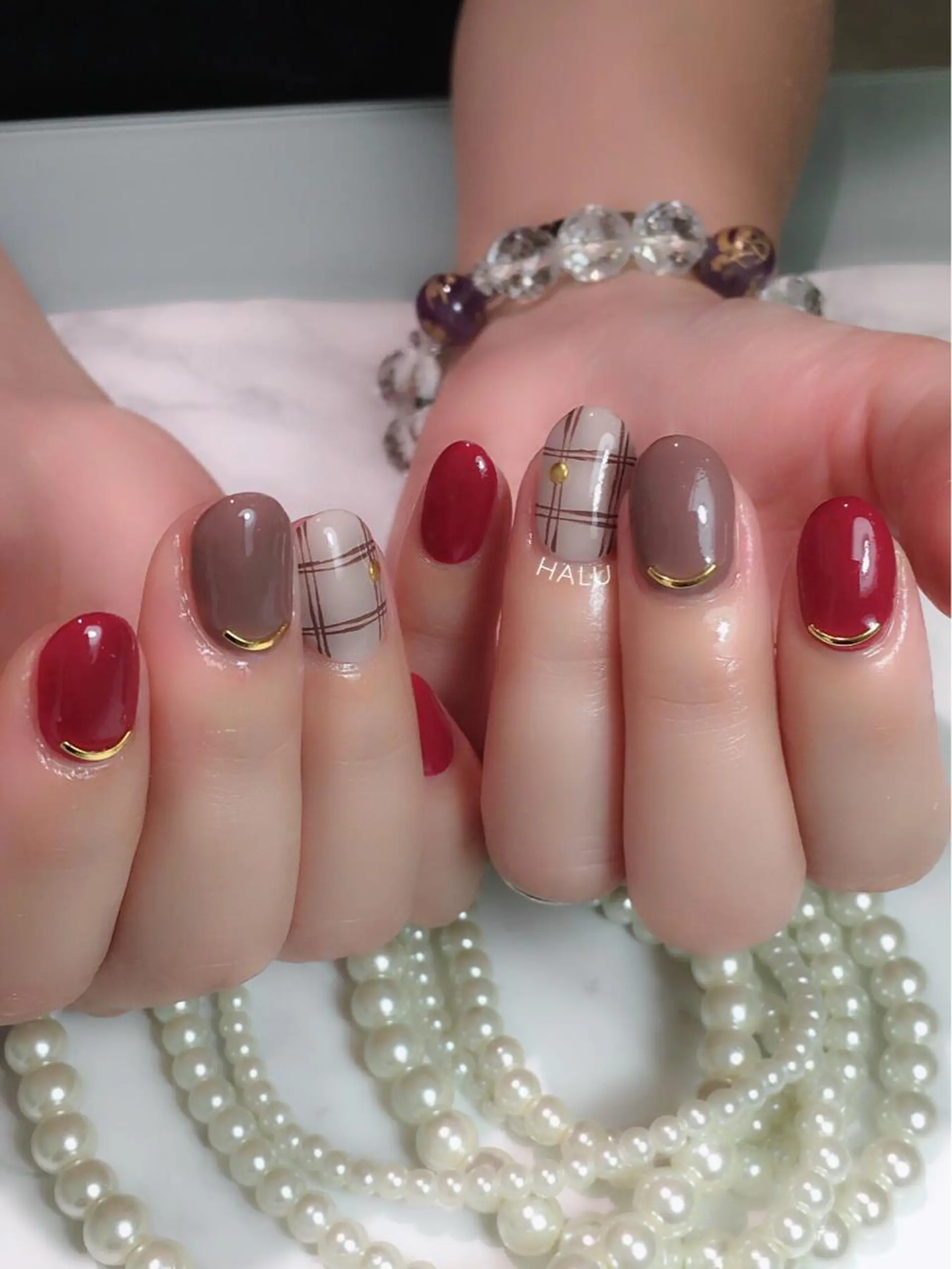 ネイル 赤色 HALU ハルのネイルデザイン