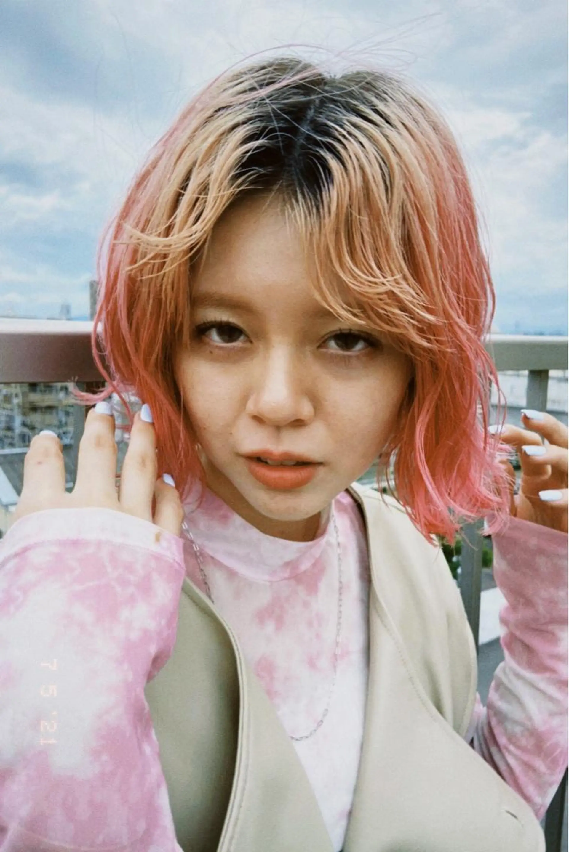 ミディアム カラー パーマ ヘアアレンジ M所属・ハイトーン/透け感 カラー🎀真香のヘアスタイル