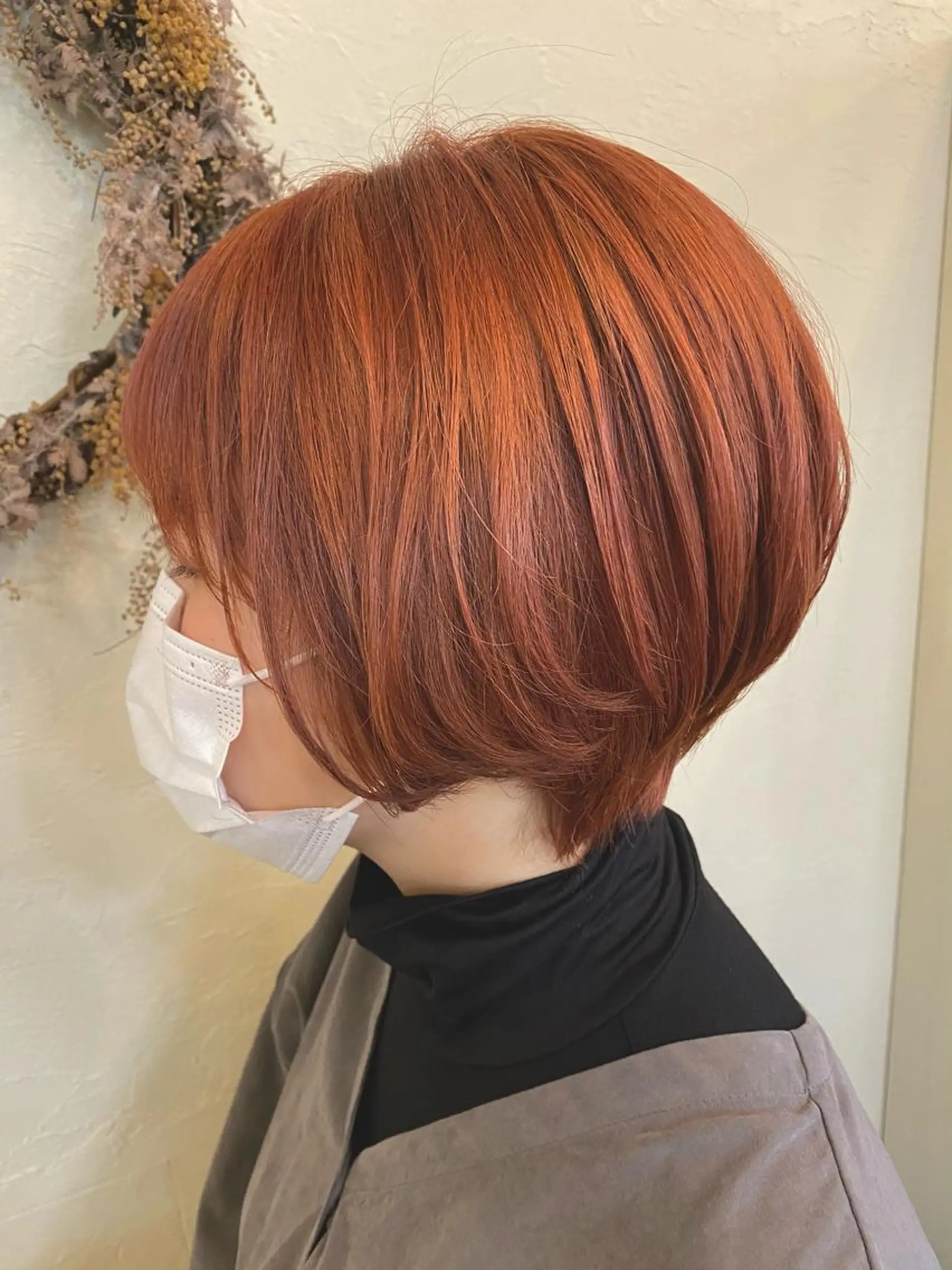 ショート カラー 黒髪 ハイトーンカラー ショートヘア カット ヘアカラー トリートメント ENIF ヤマグチアツコのヘアスタイル