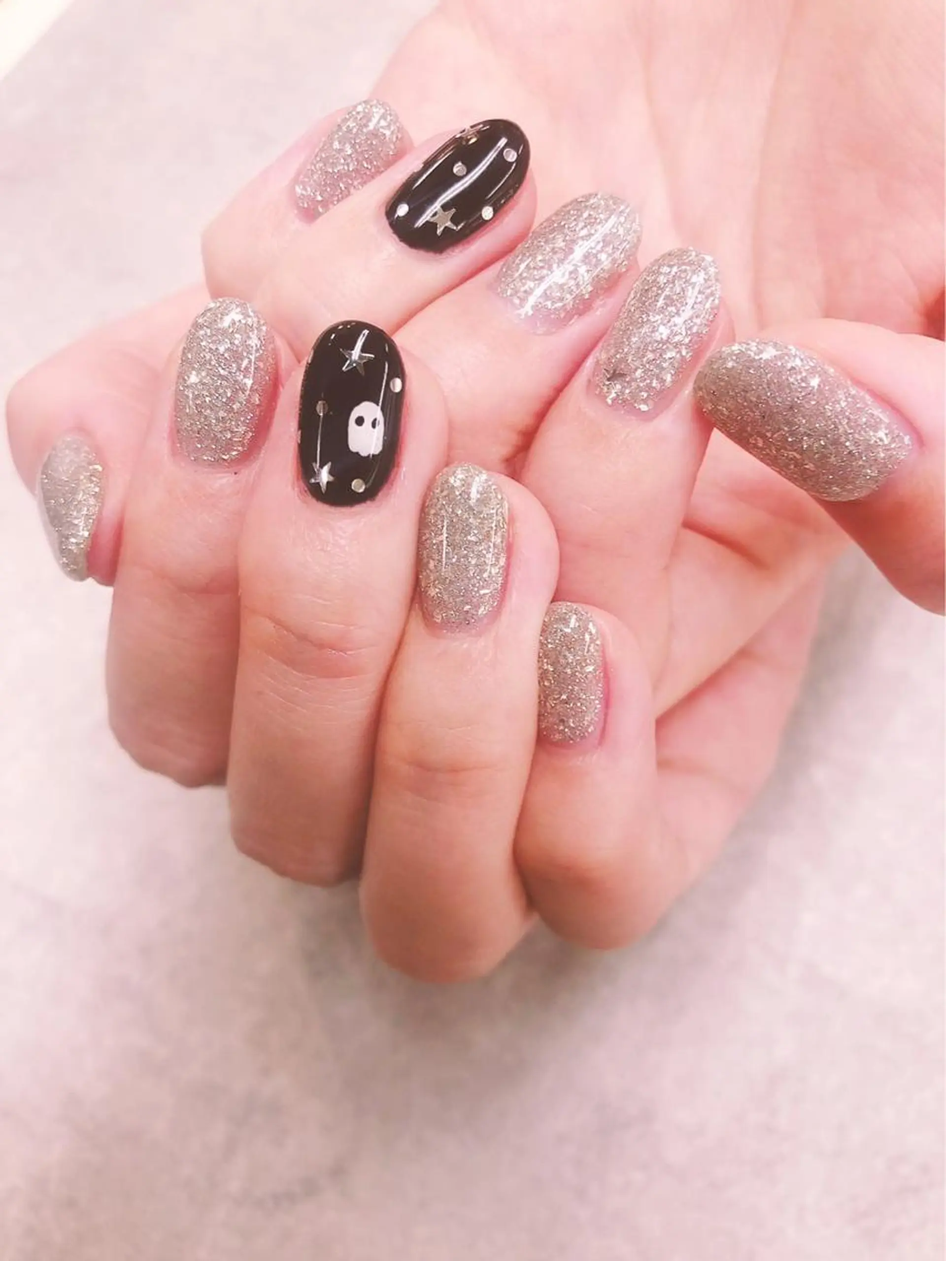 ネイル ハロウィン シルバー ハンドネイル ハンドケア FASTNAIL PLUS 新宿店のネイルデザイン