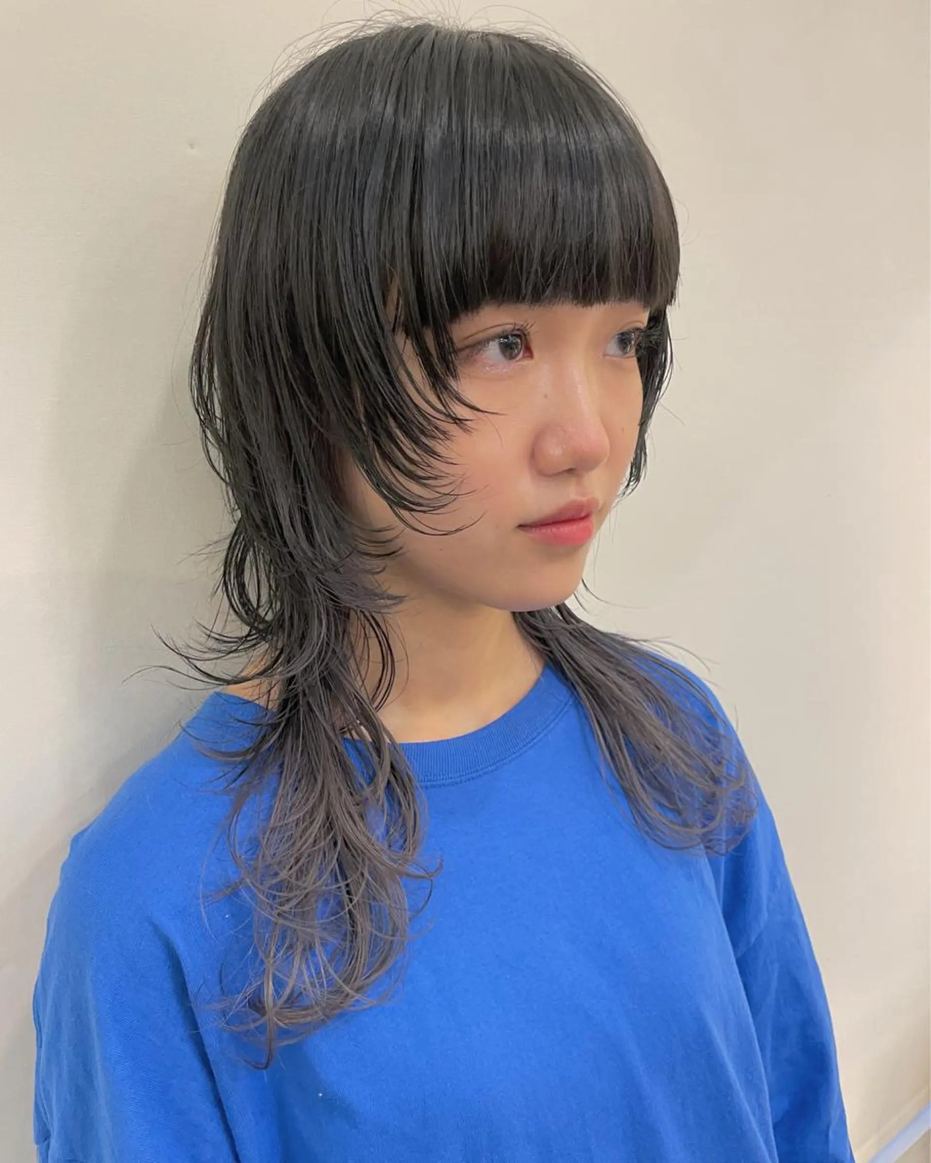 セミロング カット ヘアカラー トリートメント ブリーチ/ウルフ ハッシュカット/石山のヘアスタイル