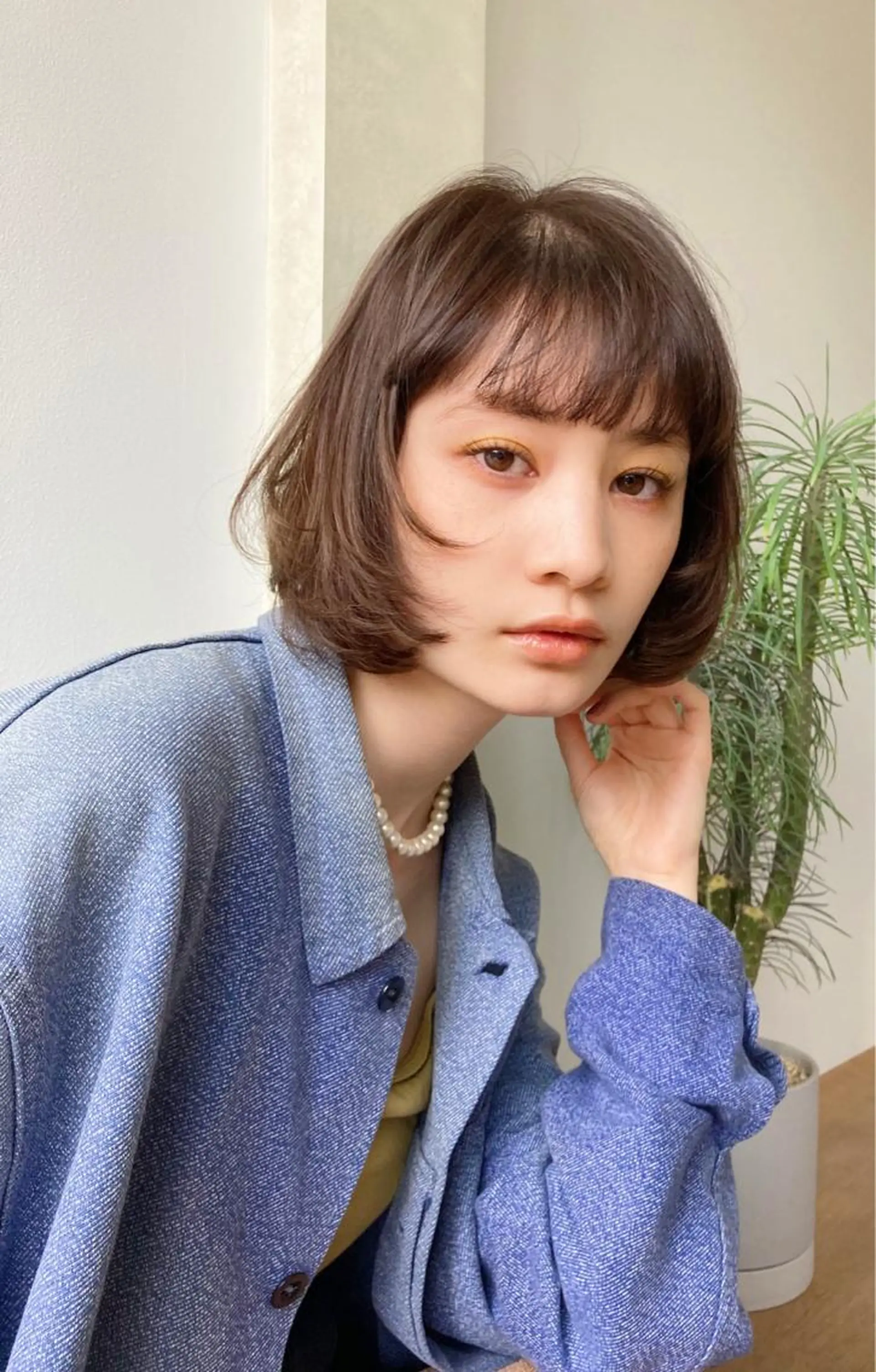 ミディアム 白土 さくらのヘアスタイル