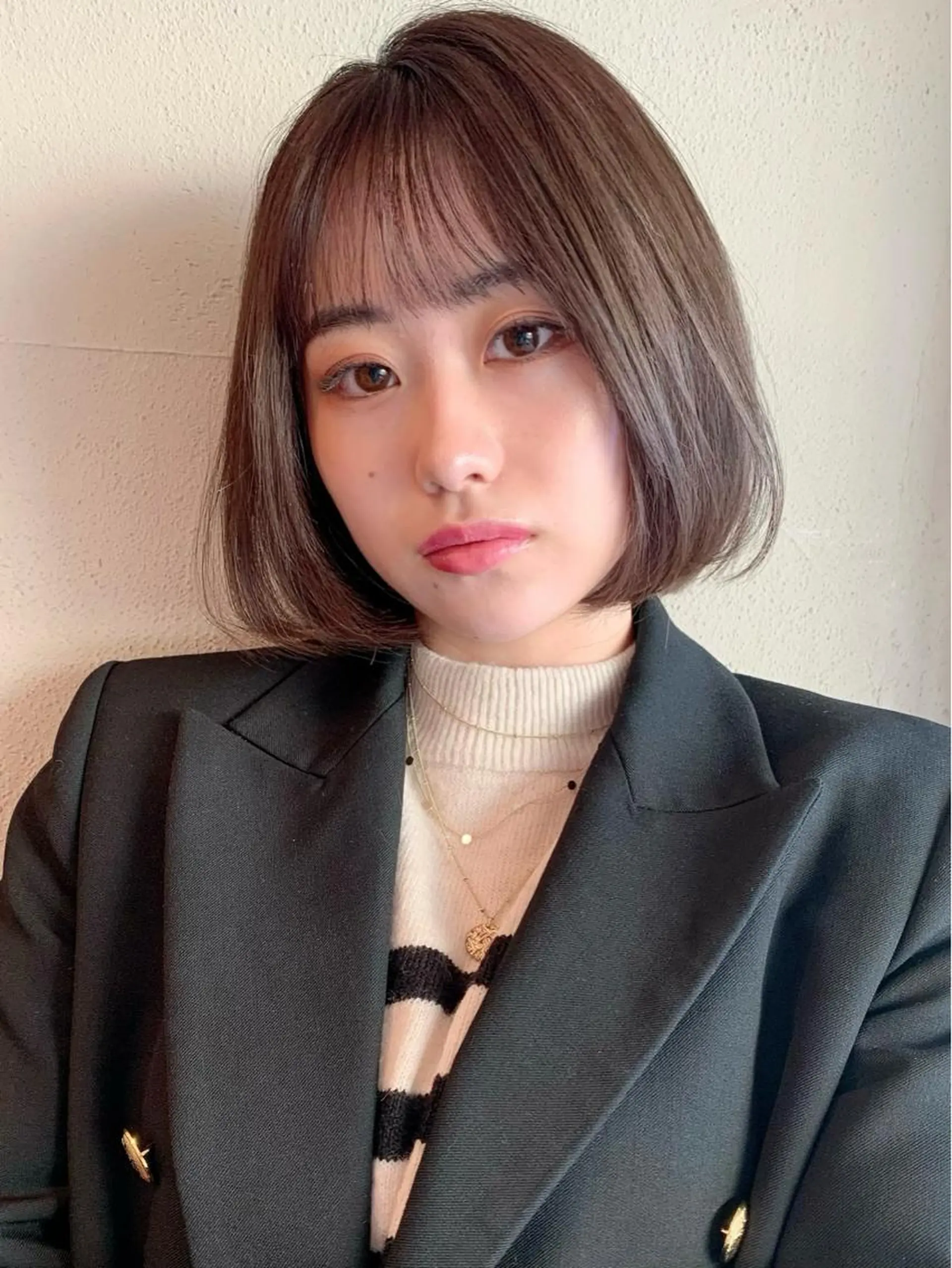 ショート カラー 透明感/オリーブ/ グレージュ/YUKAのヘアスタイル