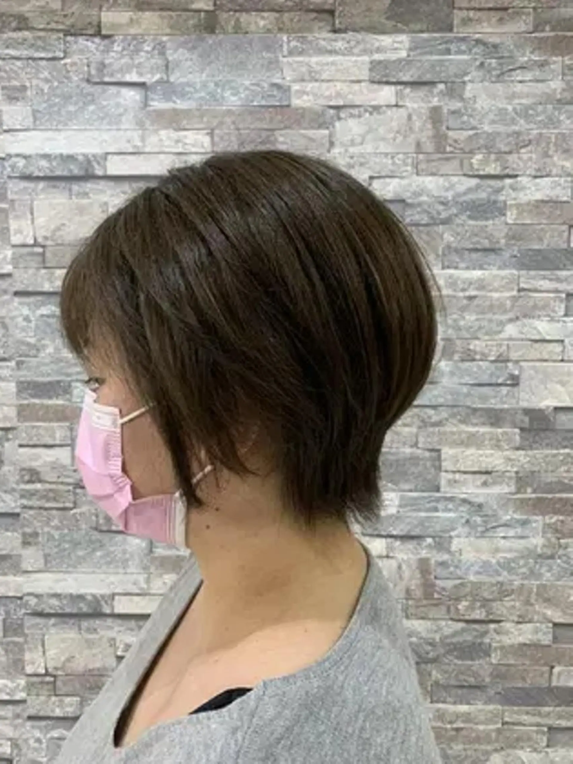 ショート ヘアカラー 齋藤 香織のヘアスタイル