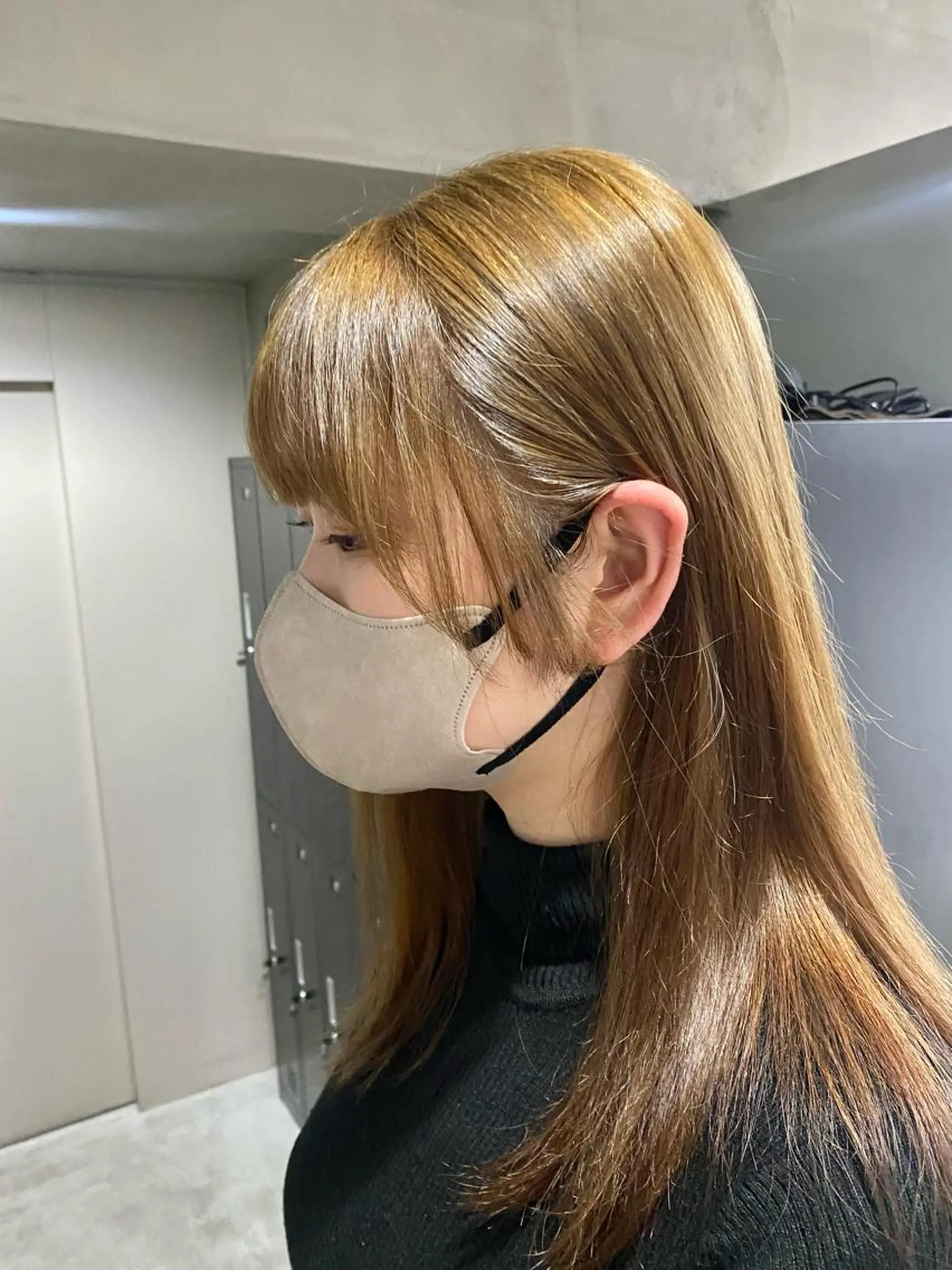 ロング カラー 田代 佳穂のヘアスタイル