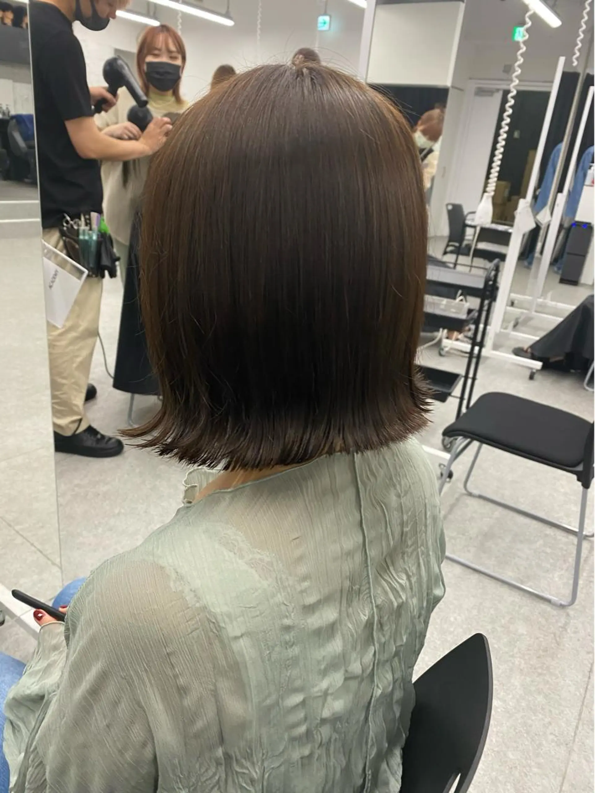 ショート カラー 💕コテ巻き風パーマ 💕KEIYA 💕のヘアスタイル