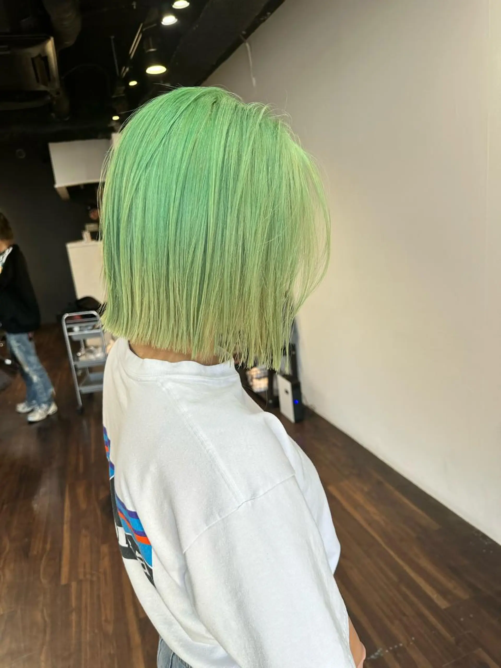 ミディアム カラー アディクシーカラー ブリーチ ケアブリーチ デザインカラー ハイトーンカラー カット ヘアカラー トリートメント ワンホンヘア ケラチン/Kaitoのヘアスタイル