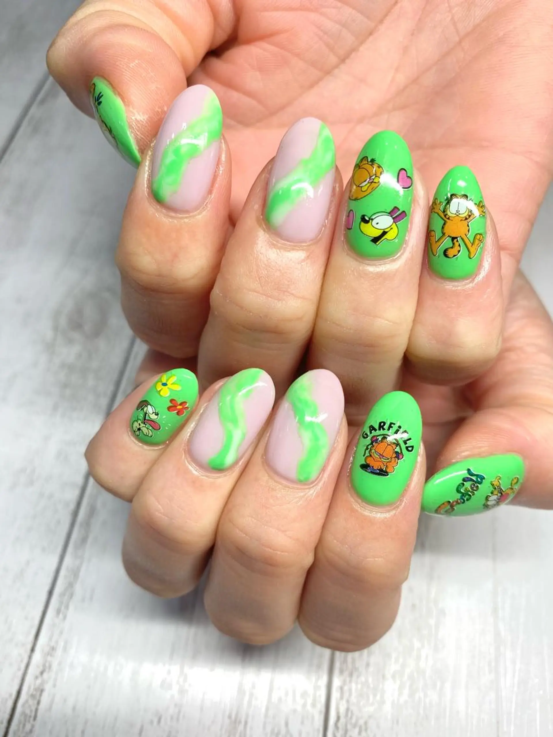 ネイル 中岡 萌のネイルデザイン