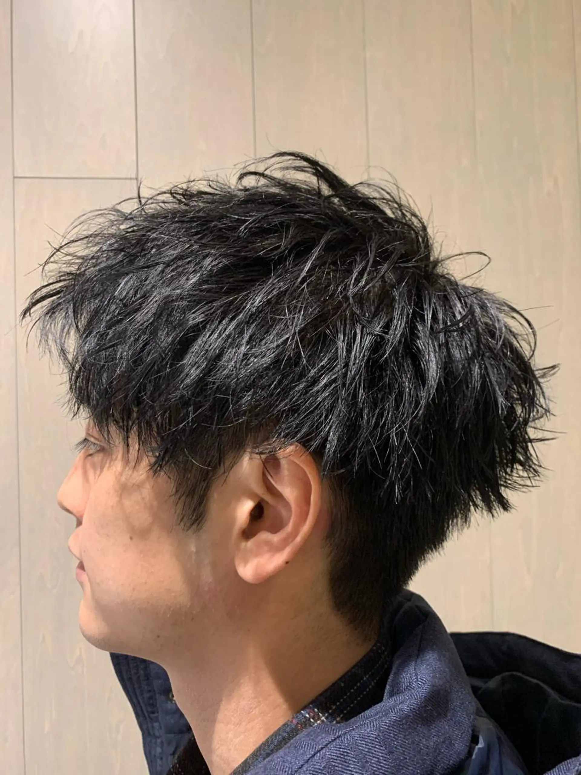 ショート カラー メンズ 糟谷 慈英のヘアスタイル