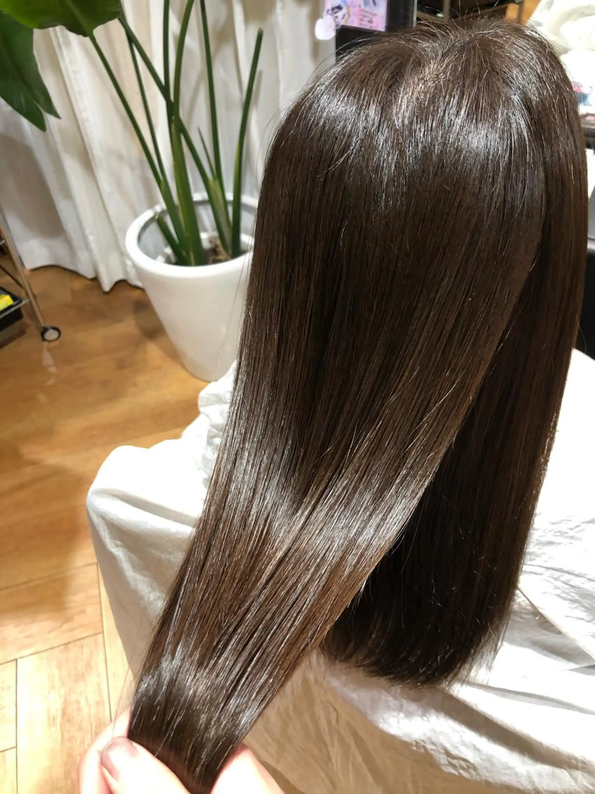 ロング カラー 奥田 千尋のヘアスタイル
