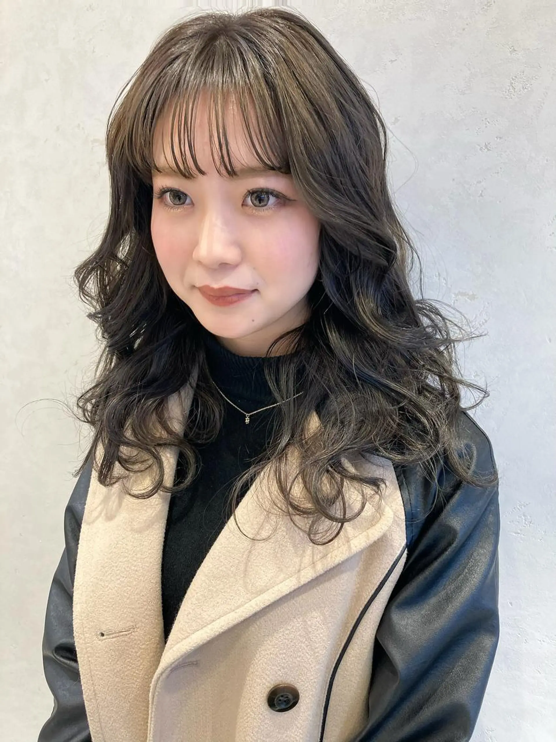 ロング カラー グレージュ nono/パーマ /顔まわりカット🐈のヘアスタイル