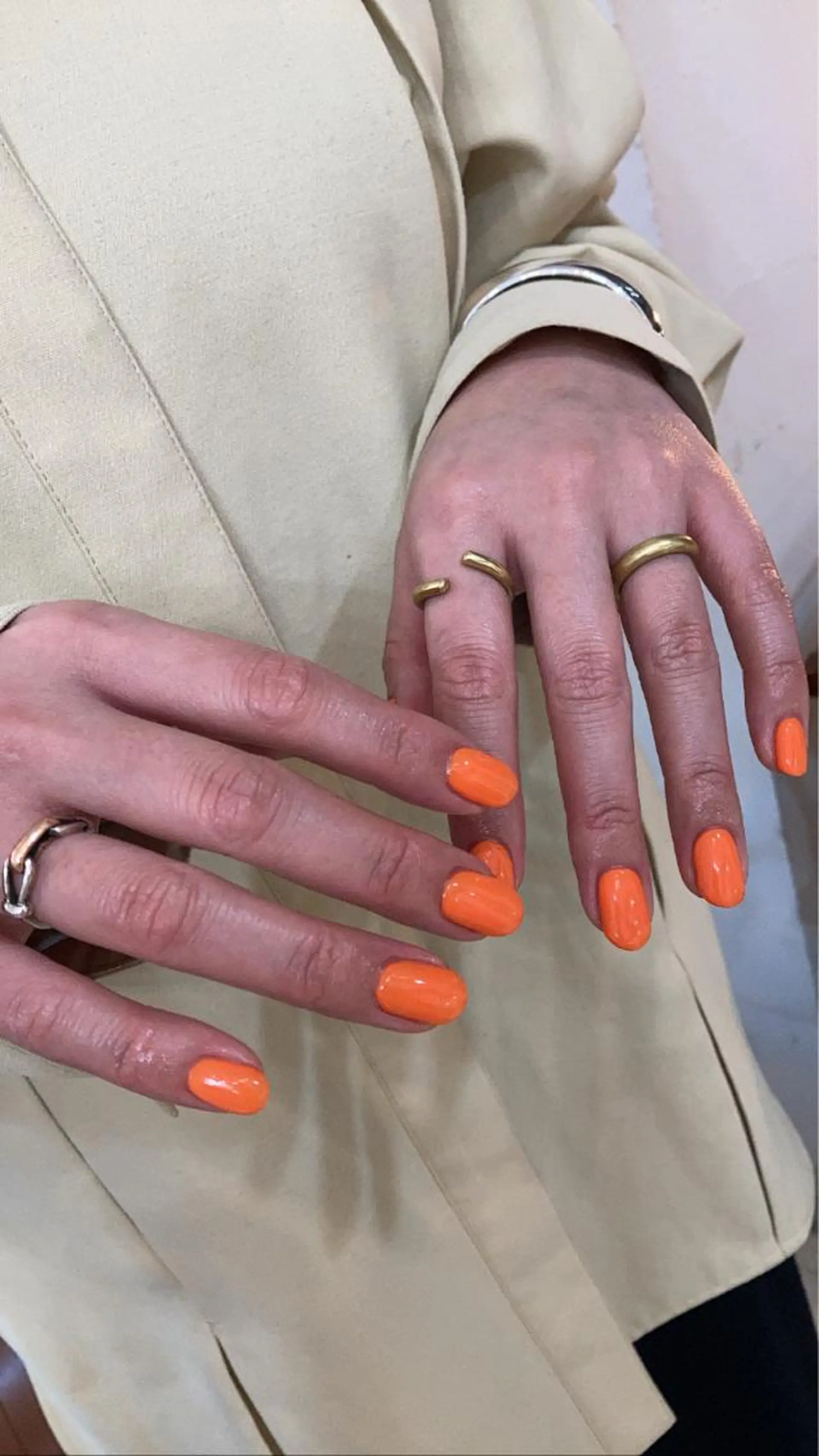 ネイル nailsalon　hue所属・小山 羽奈のネイルデザイン