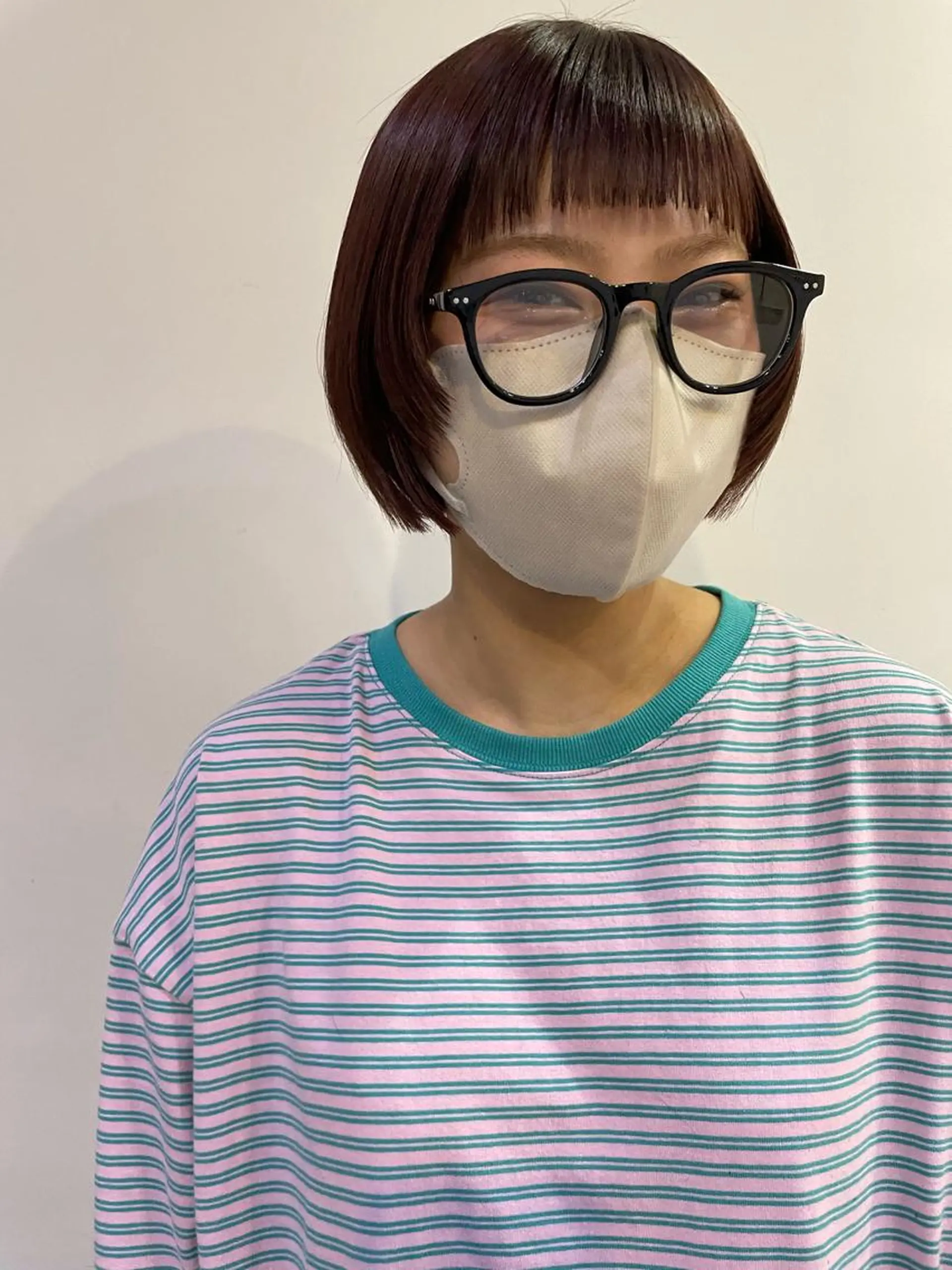 ショート カラー ボブ オン眉 silo所属・silo MOKA 顔周りカット🦦のヘアスタイル