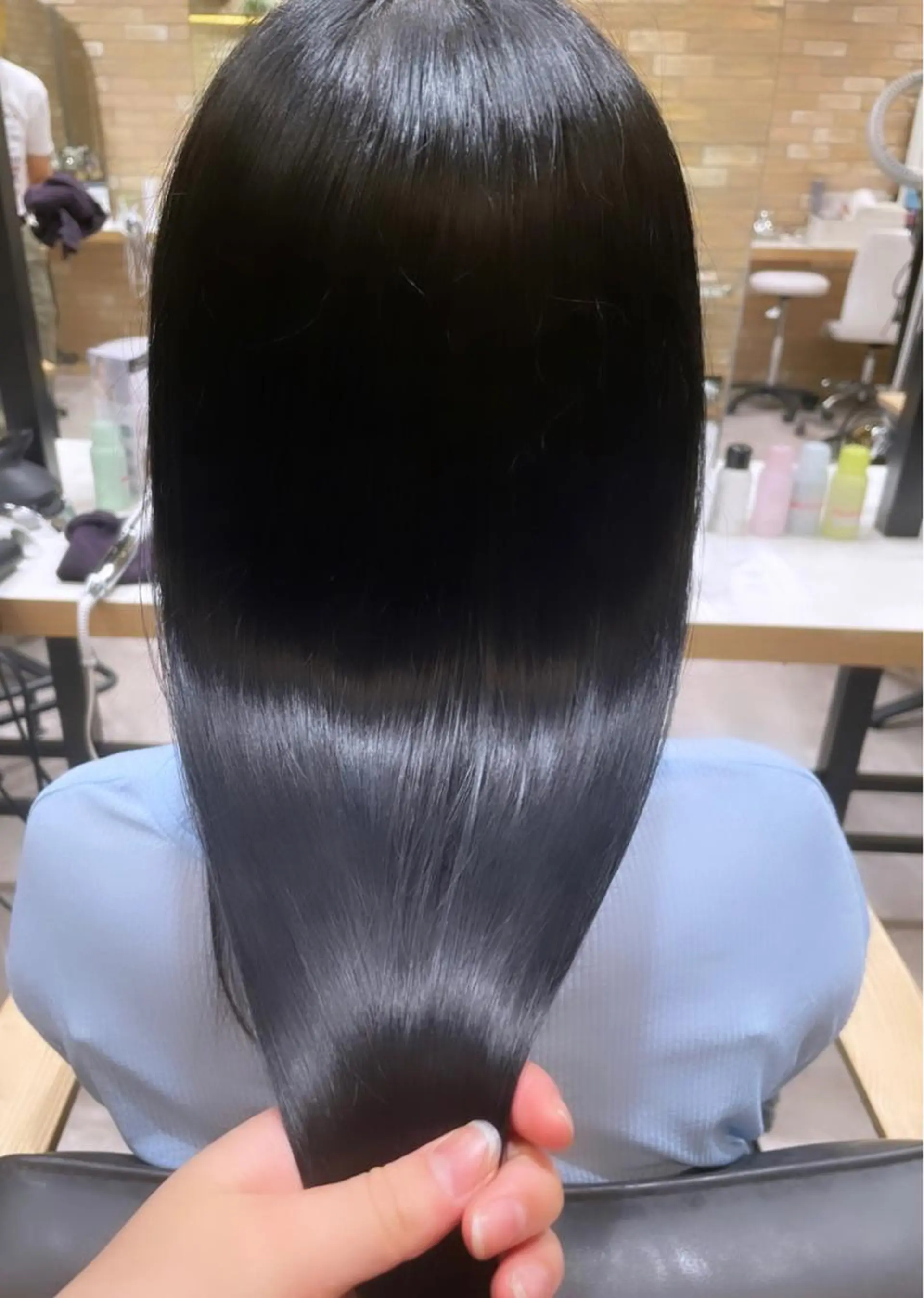 セミロング カラー KEEN吉祥寺所属・ハイトーンレイヤー 吉祥寺/nana🎀のヘアスタイル