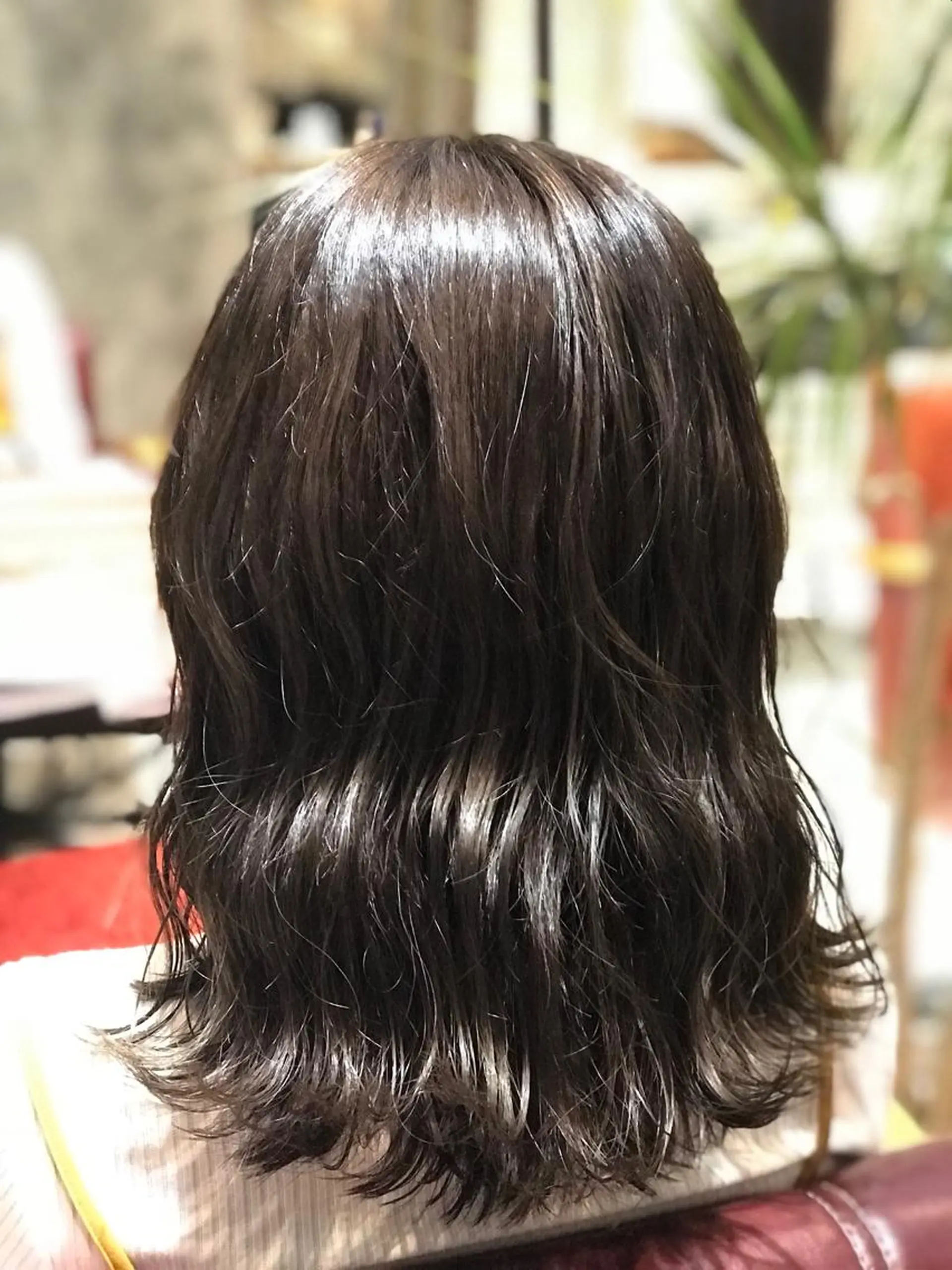 ミディアム カラー アッシュ 小林 美央のヘアスタイル